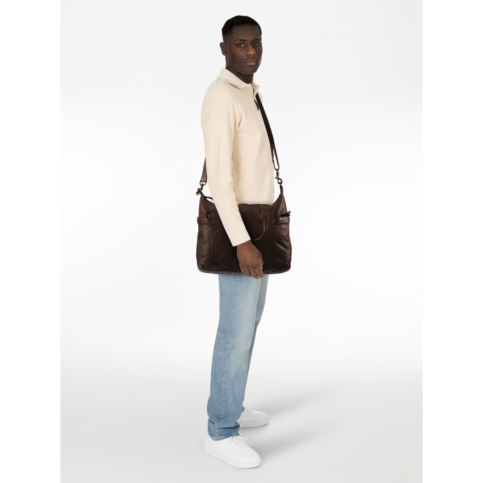Harold's Shopper SUBMARINE, Leder