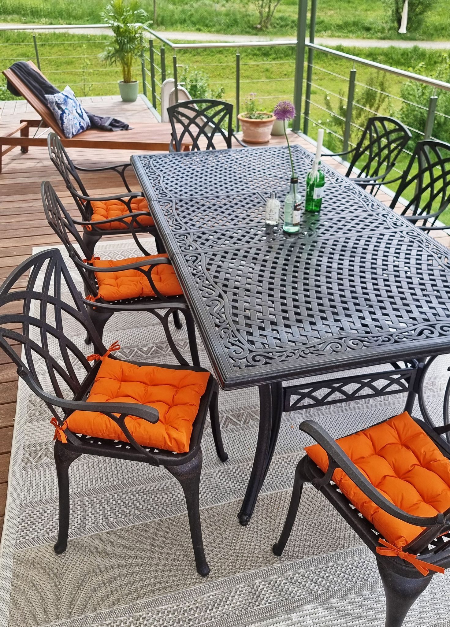 JACK Stuhlkissen JACK Outdoor 38x38cm Sitzkissen Lounge Kissen Sitzkissen Wasserfest, mit Lotus Effekt, robust, strapazierfähig, für Innen & Außen