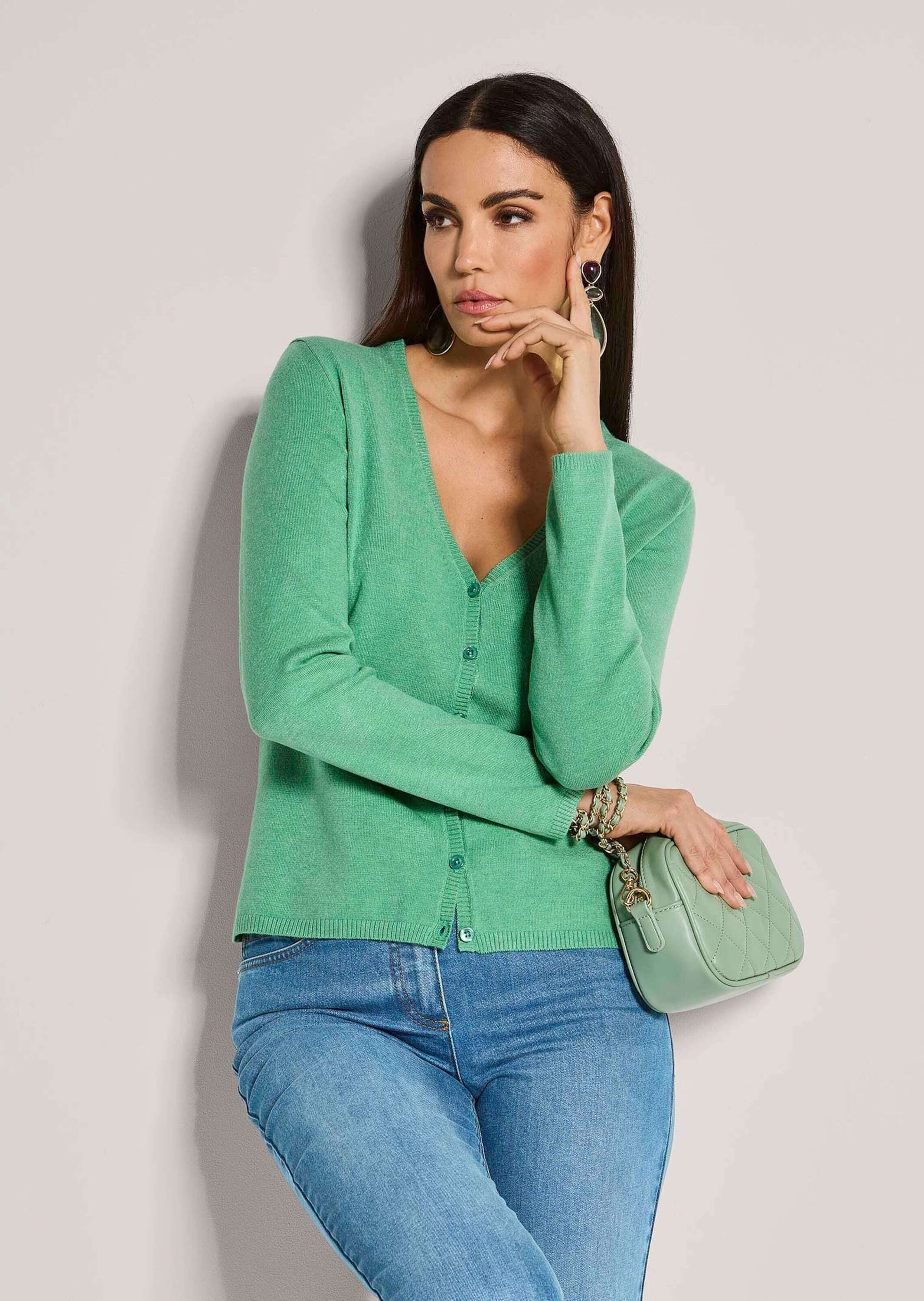 MADELEINE Strickjacke Langarm Jacke im Feinstrick mit V-Ausschnitt Elegante, dünne Jacke mit Knopfverschluss, aus Modal