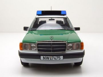 Triple9 Modellauto Mercedes 190 W201 Polizei 1993 grün weiß Modellauto 1:18 Triple9, Maßstab 1:18