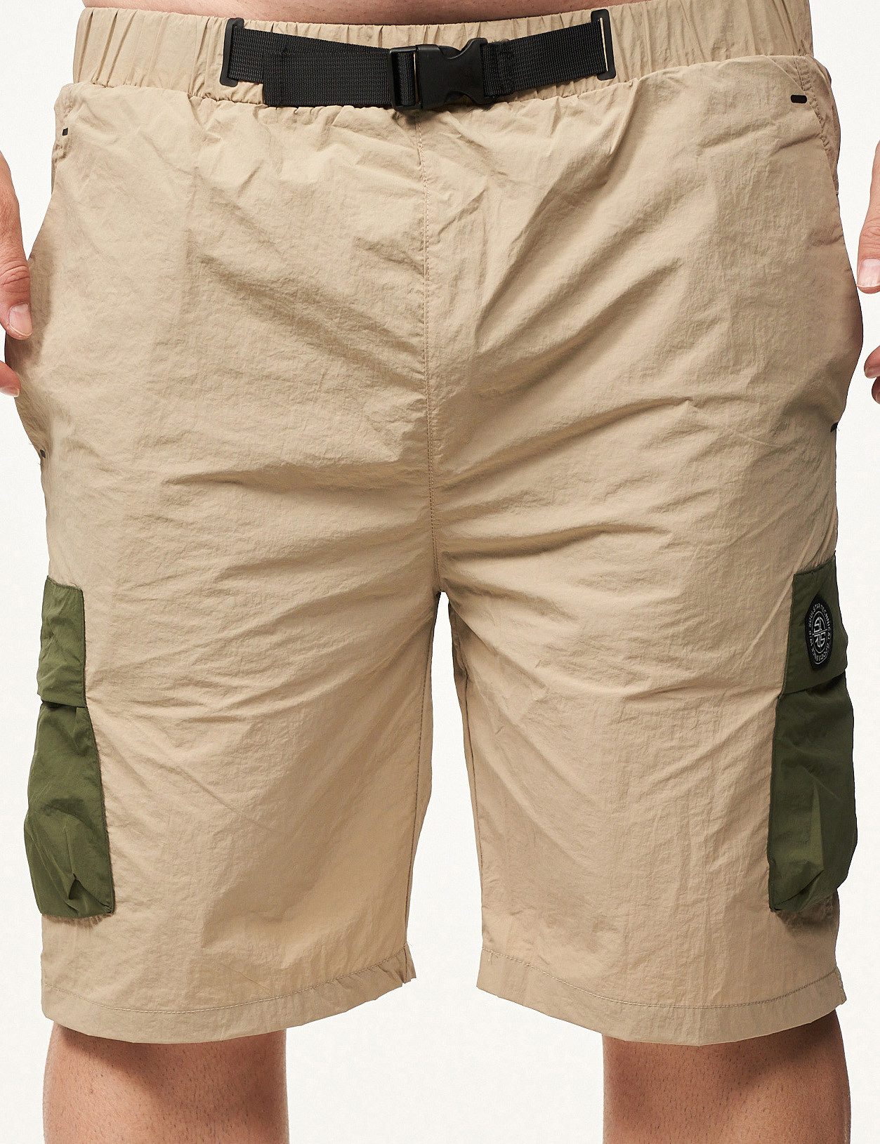 SOULSTAR Cargoshorts im Tech Utility-Style für Herren aus leichtem Nylon Regular-Fit Kurze Hose mit Gummibund & Klickverschluss - Sommer-Shorts Bermuda – Bild 4 von 5