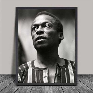 TPFLiving Kunstdruck (OHNE RAHMEN) Poster - Leinwand - Wandbild, Miles Davis - Schwarz-weiß Kunstdrucke des Jazz-Trompeters - (Leinwand Wohnzimmer, Leinwand Bilder, Kunstdruck), Leinwand bunt - Größe 13x18cm