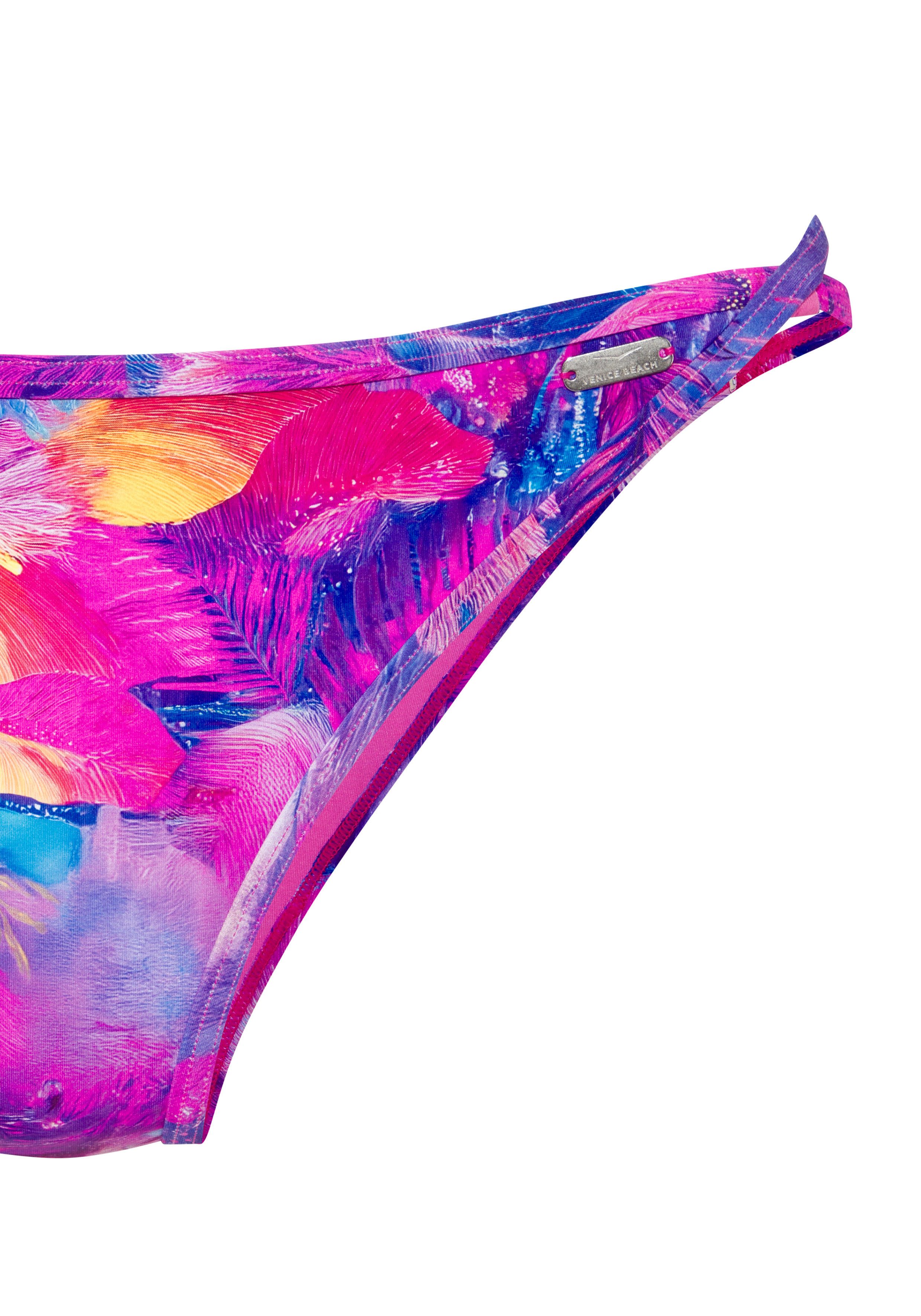 Venice Beach Bikini-Hose Zarina in knapper Schnittform