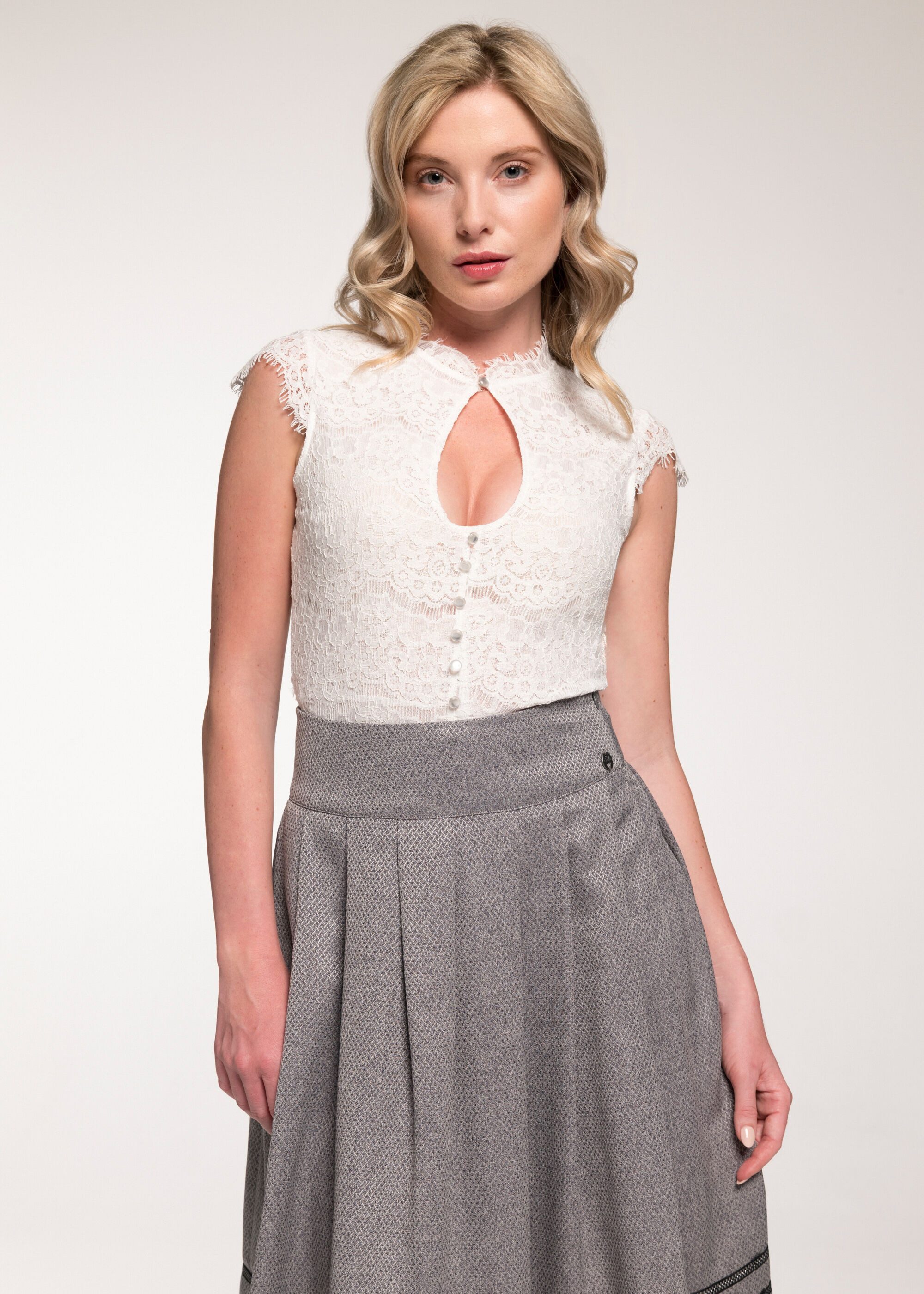 Spieth & Wensky Dirndlbluse Grazia mit festlichem Charakter günstig online kaufen