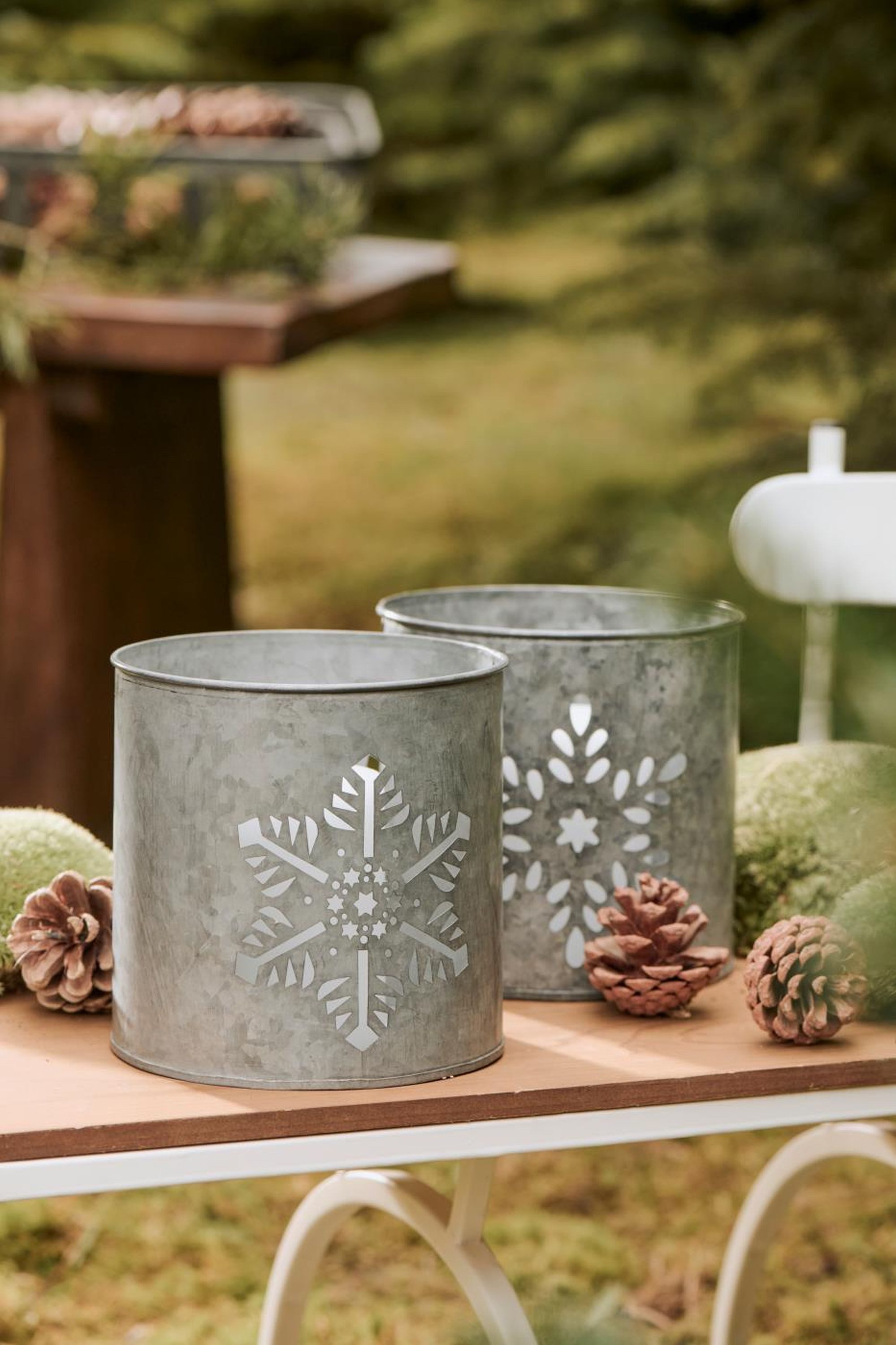 Ib Laursen Windlicht Ib Laursen - 2er Set Windlicht Hurricane Schneekristallmotiv Metall