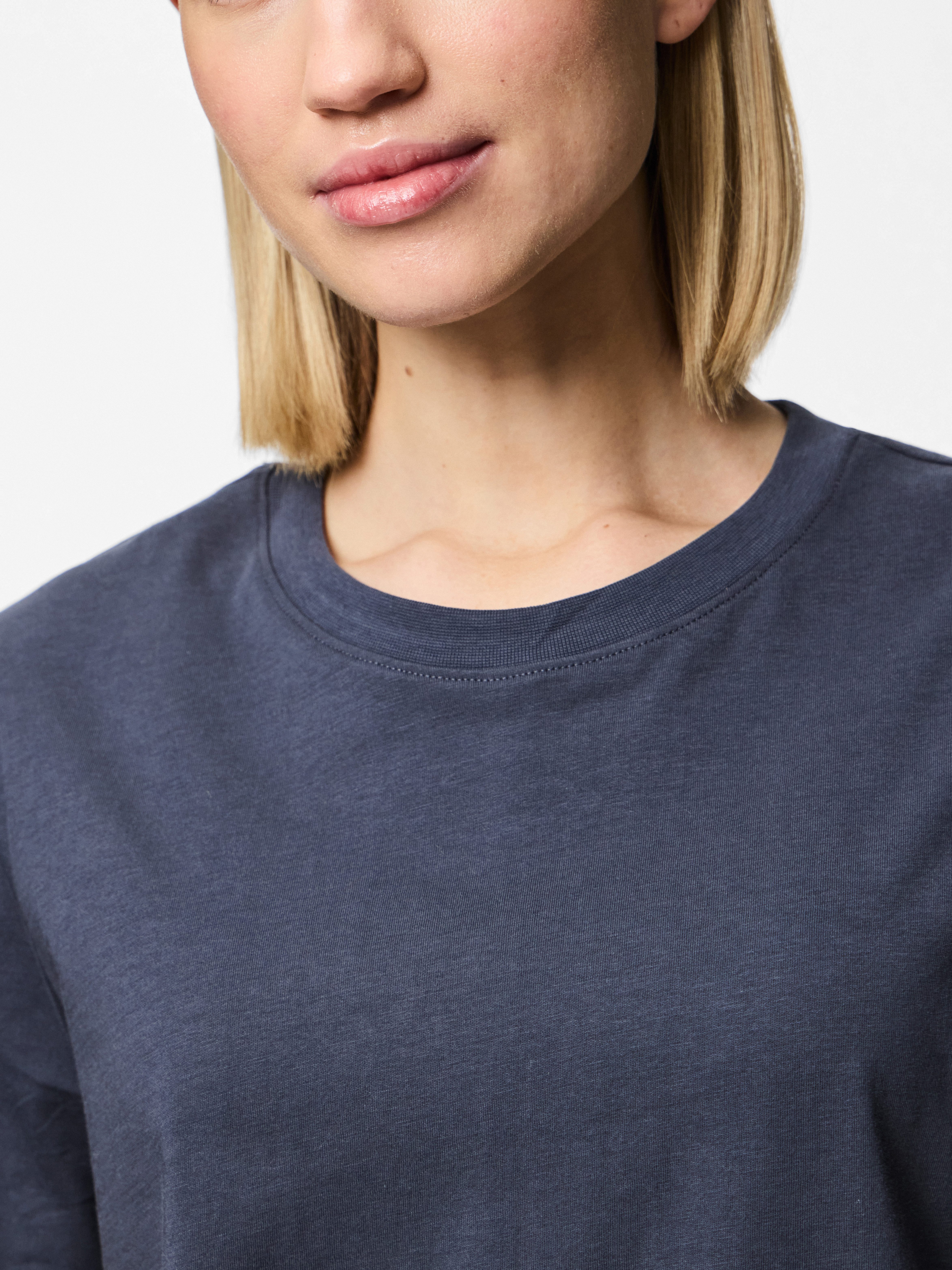 pieces Rundhalsshirt PCRIA SS SOLID TEE NOOS BC Baumwolle, regular fit