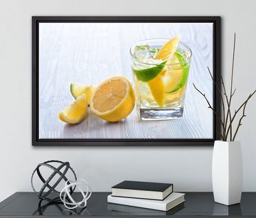 Pixxprint Leinwandbild Gin Tonic Shot mit Zitronen, Wanddekoration (1 St), Leinwandbild fertig bespannt, in einem Schattenfugen-Bilderrahmen gefasst, inkl. Zackenaufhänger