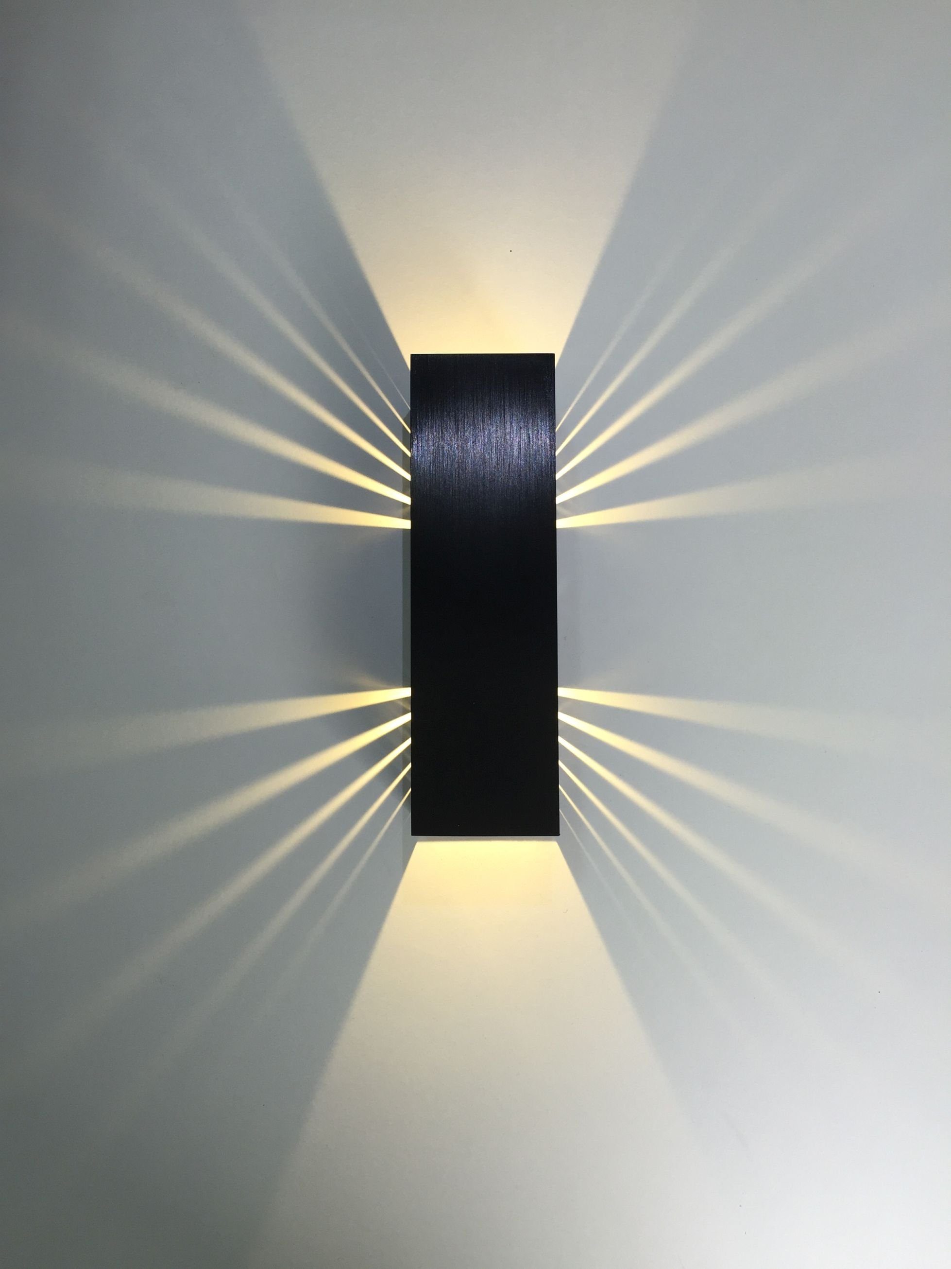 SpiceLED LED Wandleuchte Black Edition, Warmweiß (2700 K), LED fest integriert, Warmweiß, 6 Watt