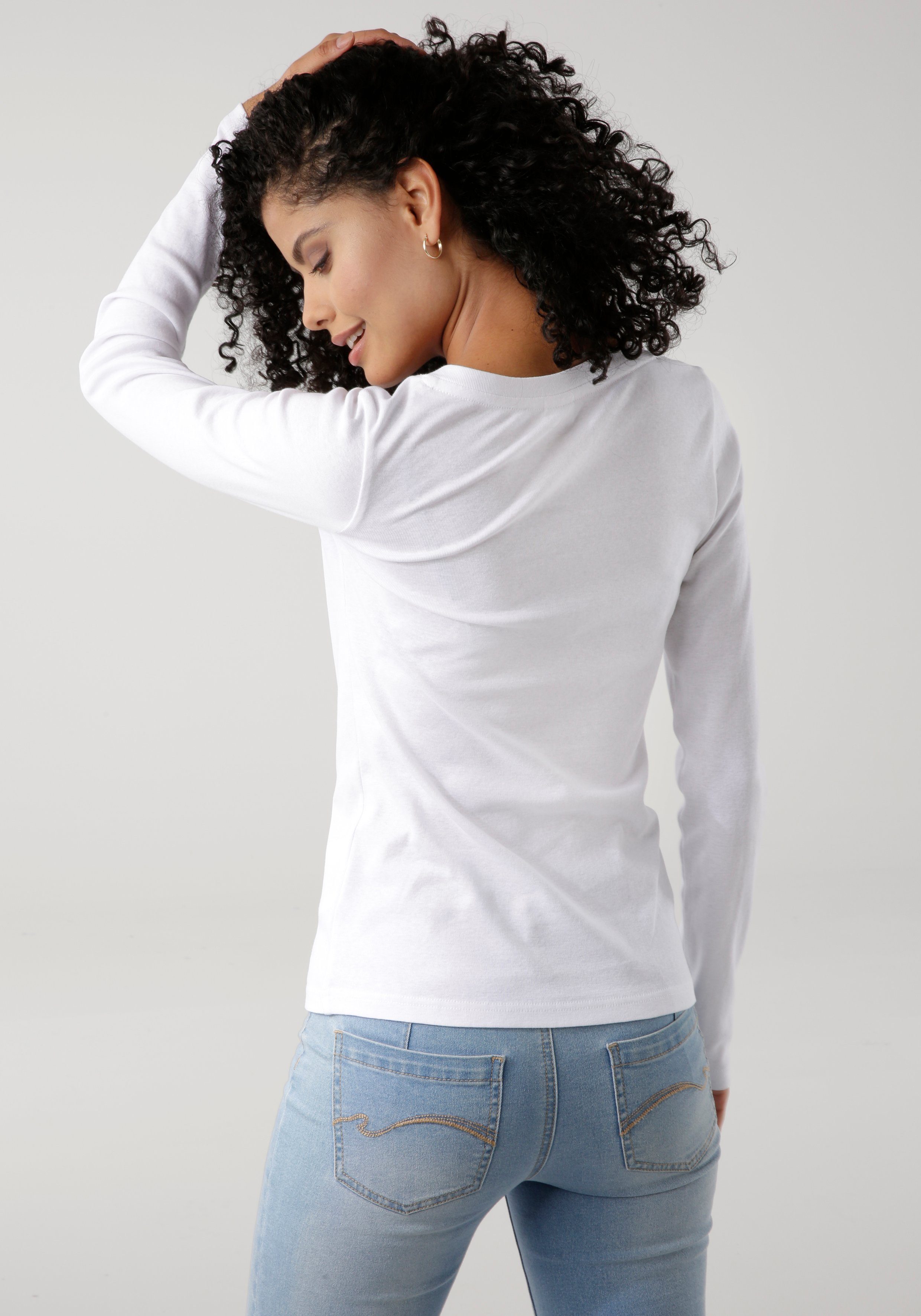 KangaROOS Langarmshirt krempelbare Ärmel, figurbetonter Schnitt, mit Logodruck