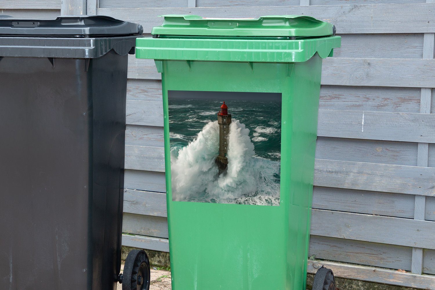 Abfalbehälter Container, MuchoWow La Wandsticker Leuchtturm französische starkem Jument St), von Sturm bei (1 Mülleimer-aufkleber, Mülltonne, Sticker, Der