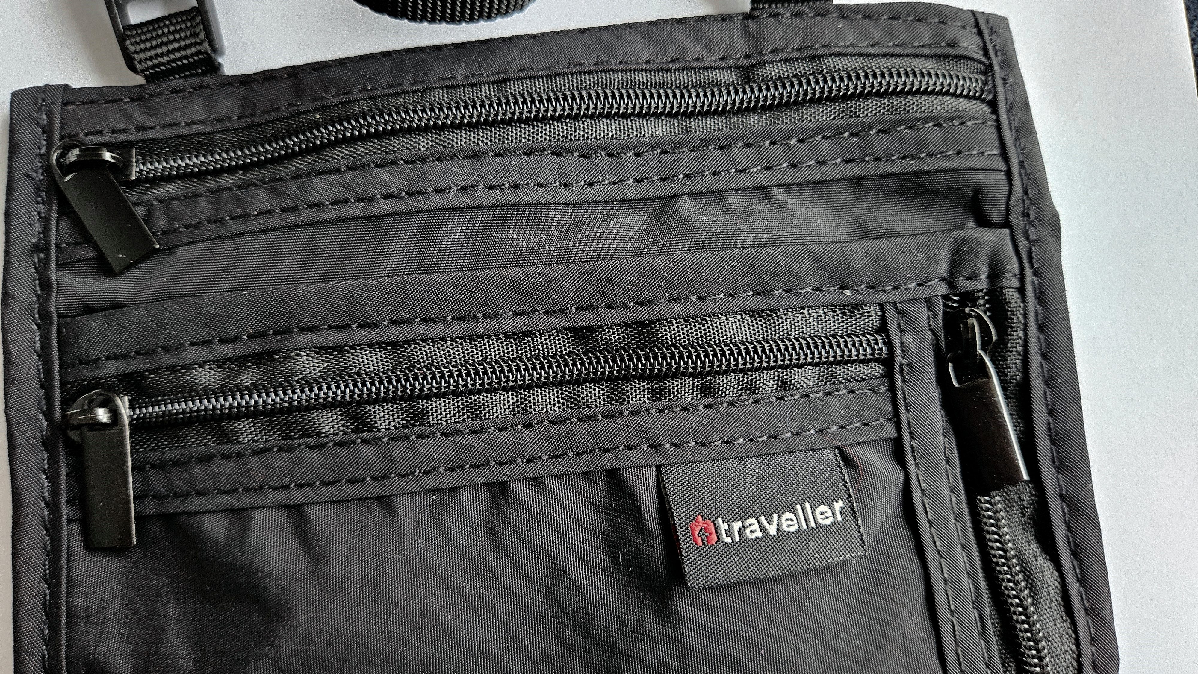 Traveller Brustbeutel Brustsafe Brusttasche Reisetasche Reisepass Geldbörse 4 Fächer, verstellbare Umhängetasche