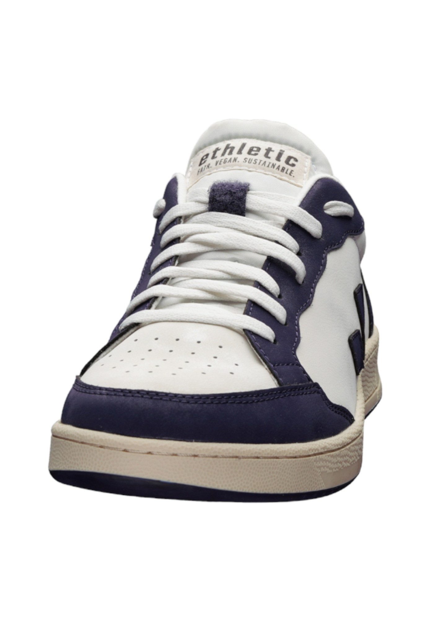 Jesse Sneaker