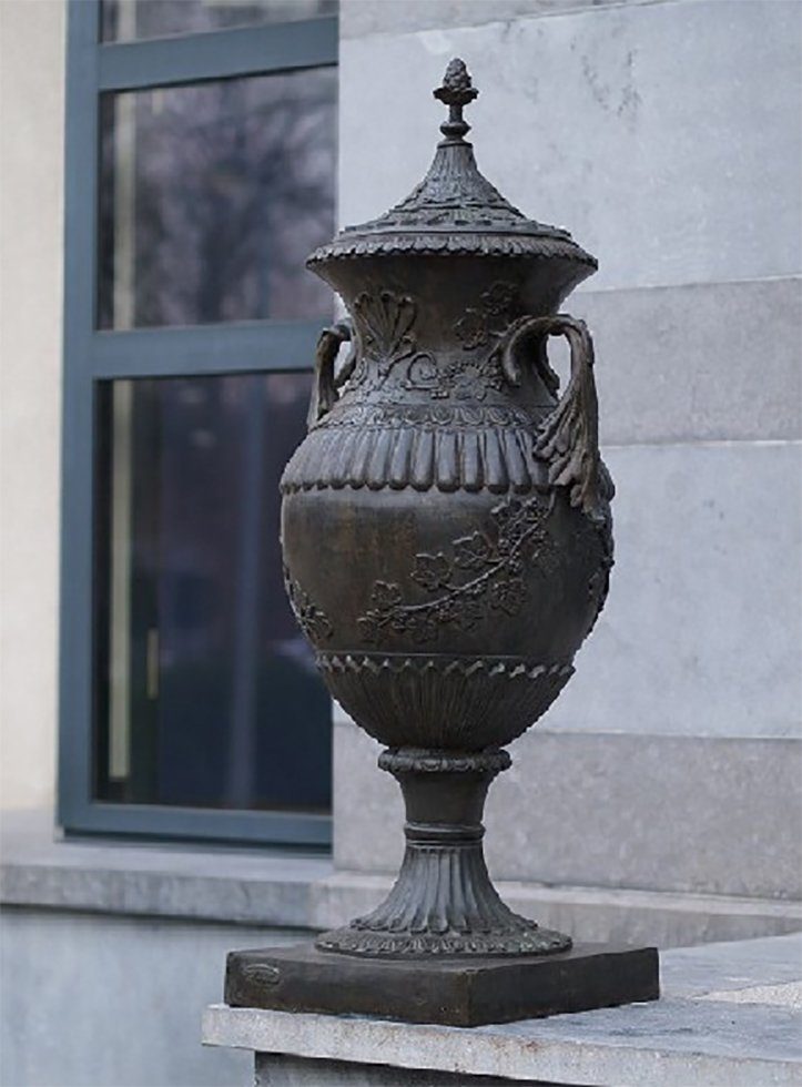 IDYL Bodenvase IDYL Bronze-Skulptur Vase, Bronze