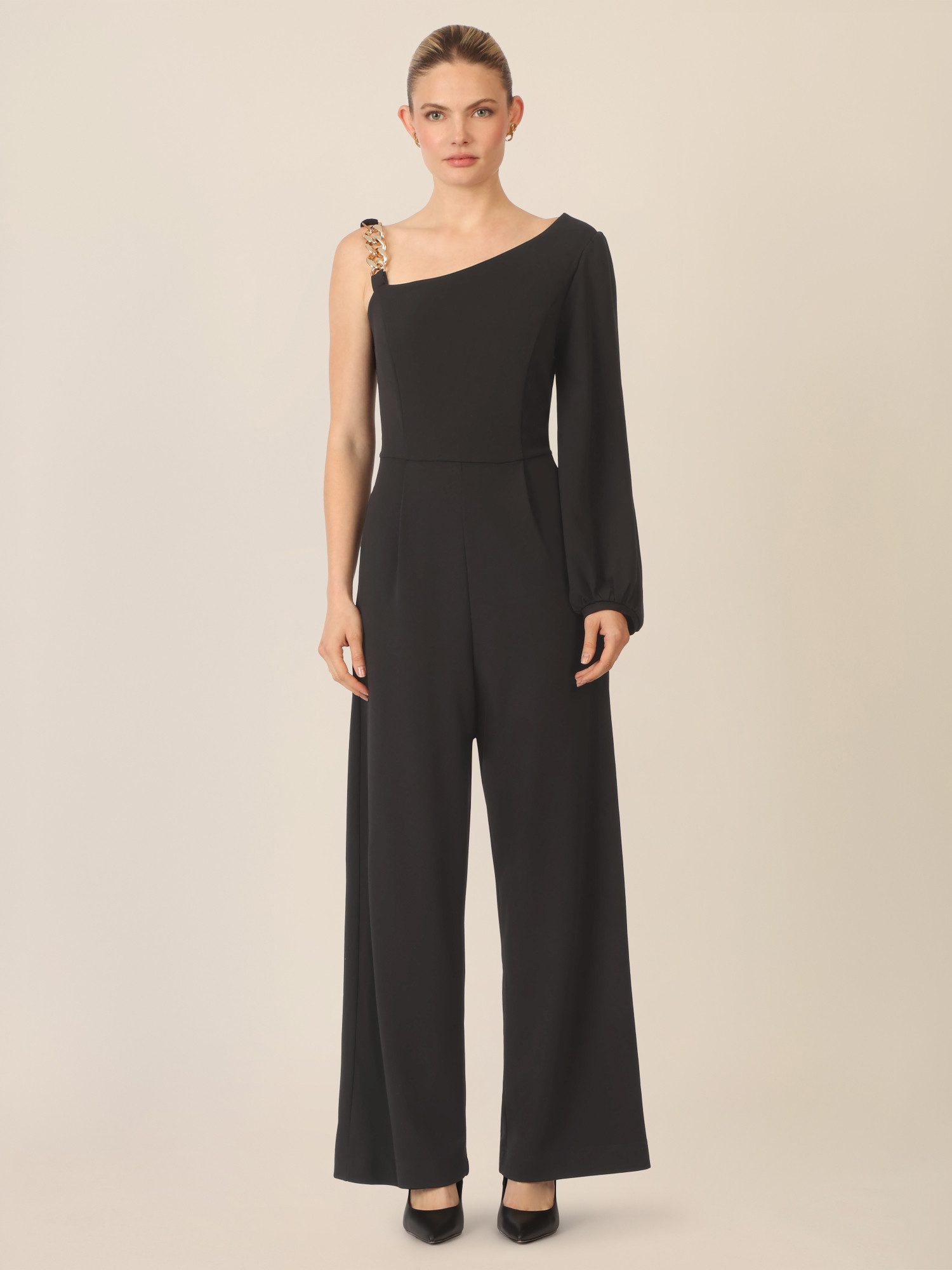 Apart Jumpsuit mit One-Shoulder-Design und Gliederträger