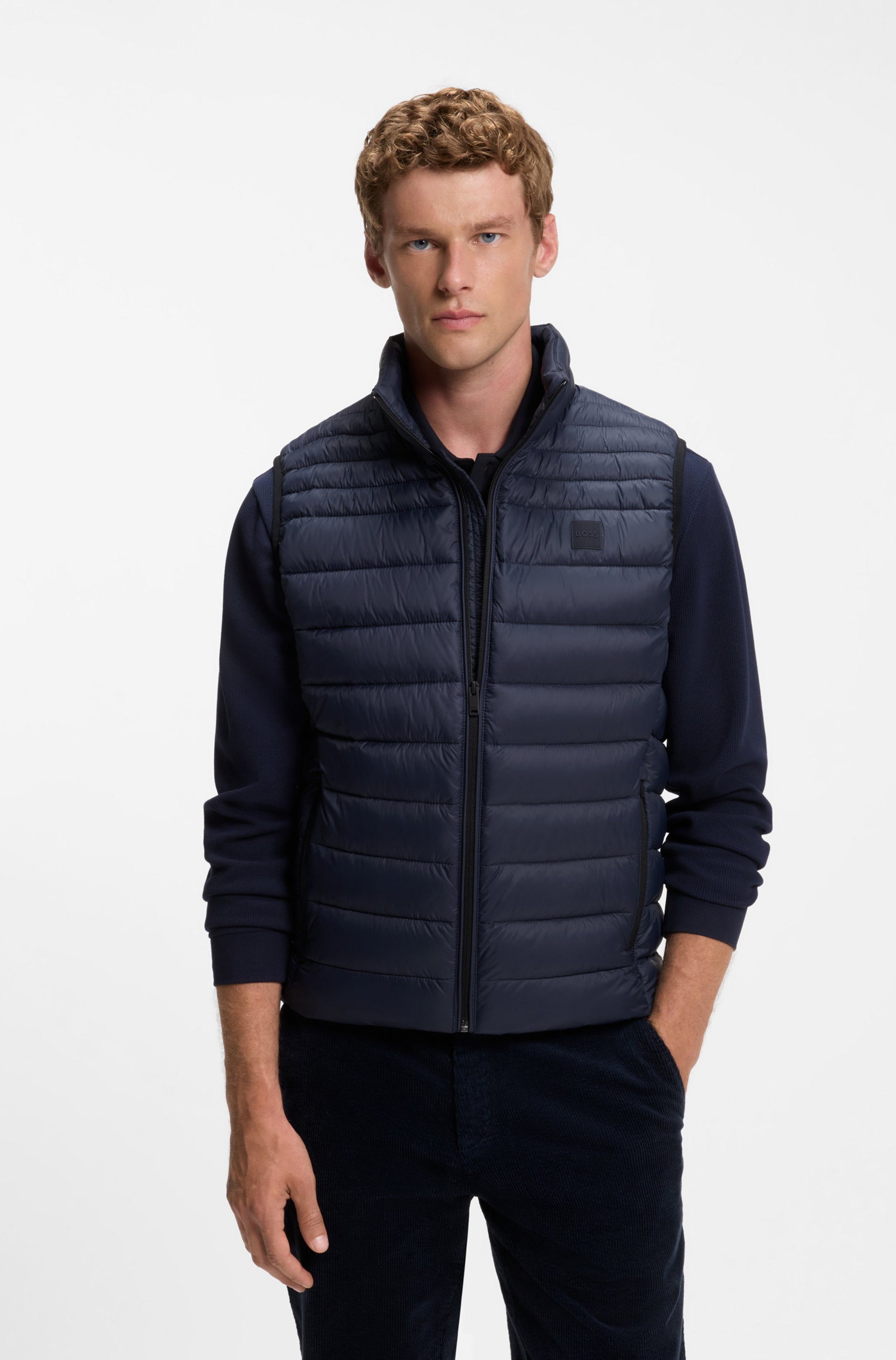BOSS ORANGE Steppweste Odeno Stehkragen, slim fit, kurze Länge