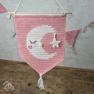 Hardicraft Kreativset Hardicraft Häkelset Amigurumi "Wandhänger Mond" mit Baumwollgarn und, (embroidery kit by Marussia)