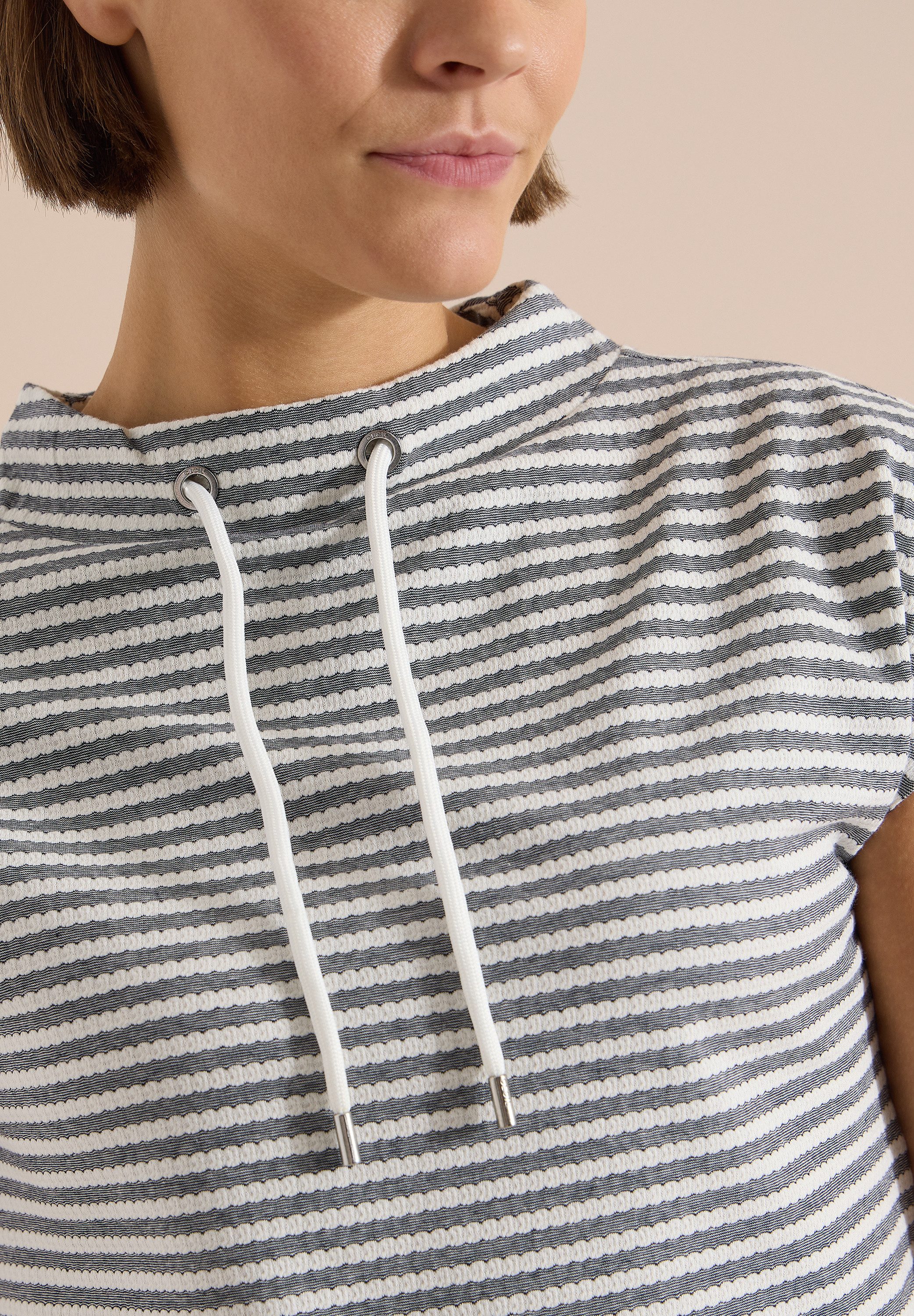 CECIL Kurzarmshirt Sommershirt mit Funnel Neck und Streifen