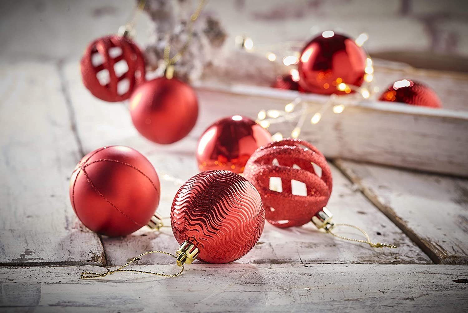 kamelshopping Christbaumschmuck 24 Weihnachtsbaumkugeln inkl. Aufhängung, stoß- und bruchsicher, ca. Ø 6 cm, Weihnachtskugeln