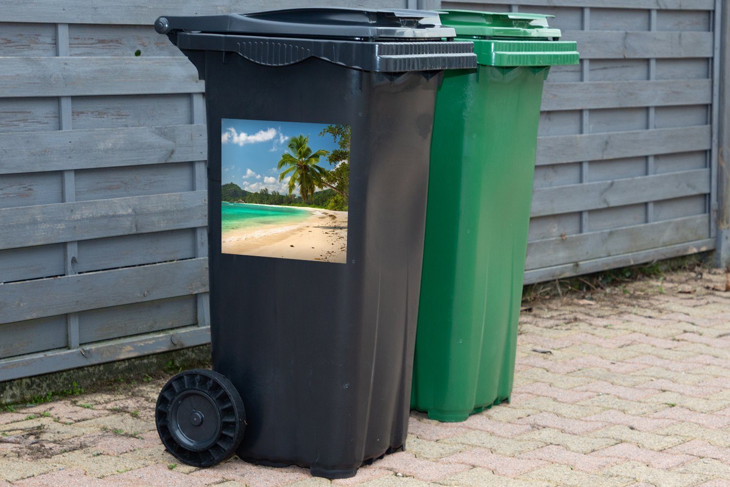 Sticker, - Strand Mülltonne, Wandsticker Abfalbehälter MuchoWow - Insel Container, Tropisch Mülleimer-aufkleber, (1 St),
