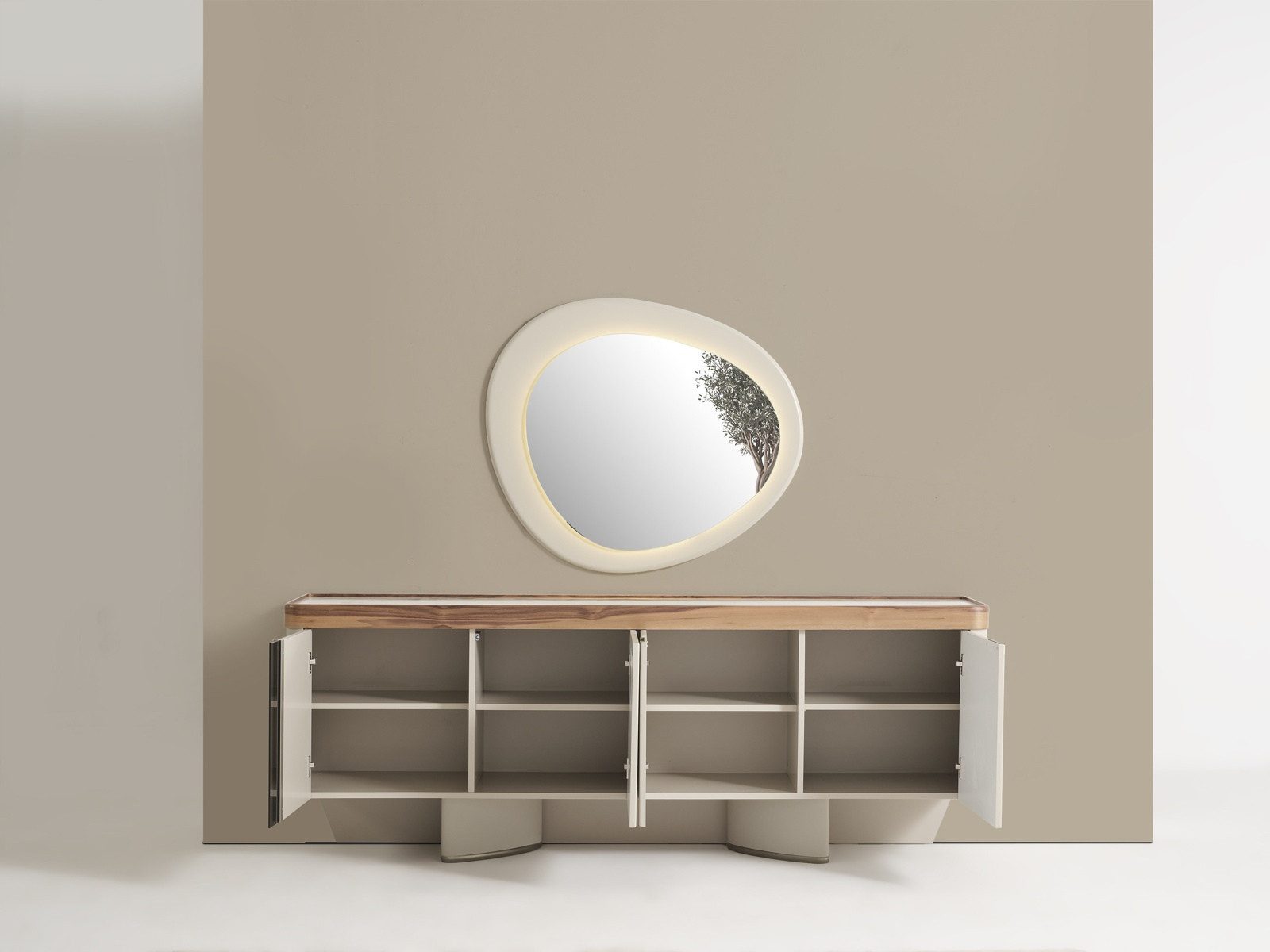 Villa Möbel Sideboard (Sideboard, 1 St., 210 × 46 × 79 cm), Sideboard mit viel Stauraum und ruhiger Beige Walnuss Optik