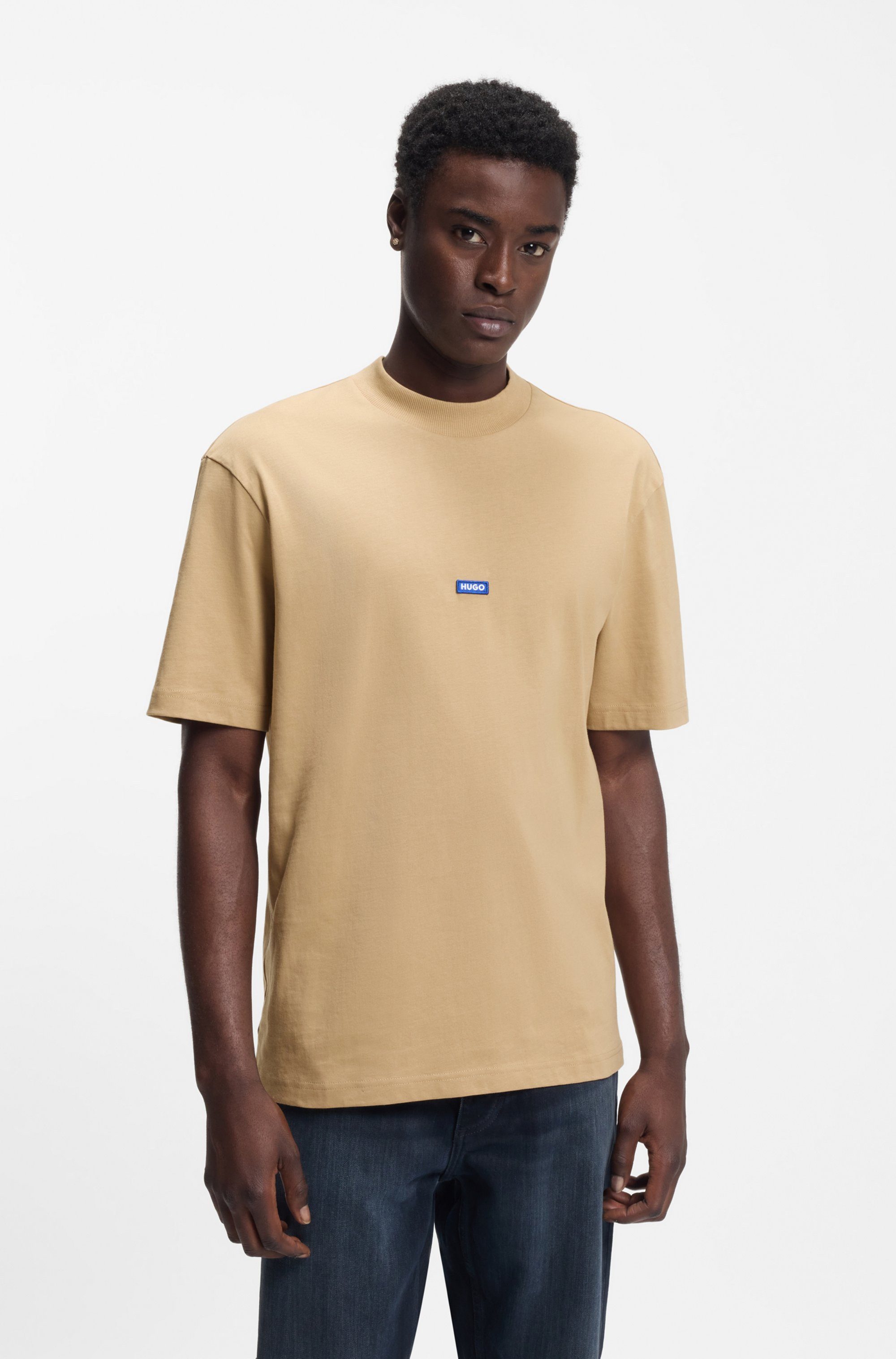 HUGO Blue T-Shirt Nieros mit Logo-Patch