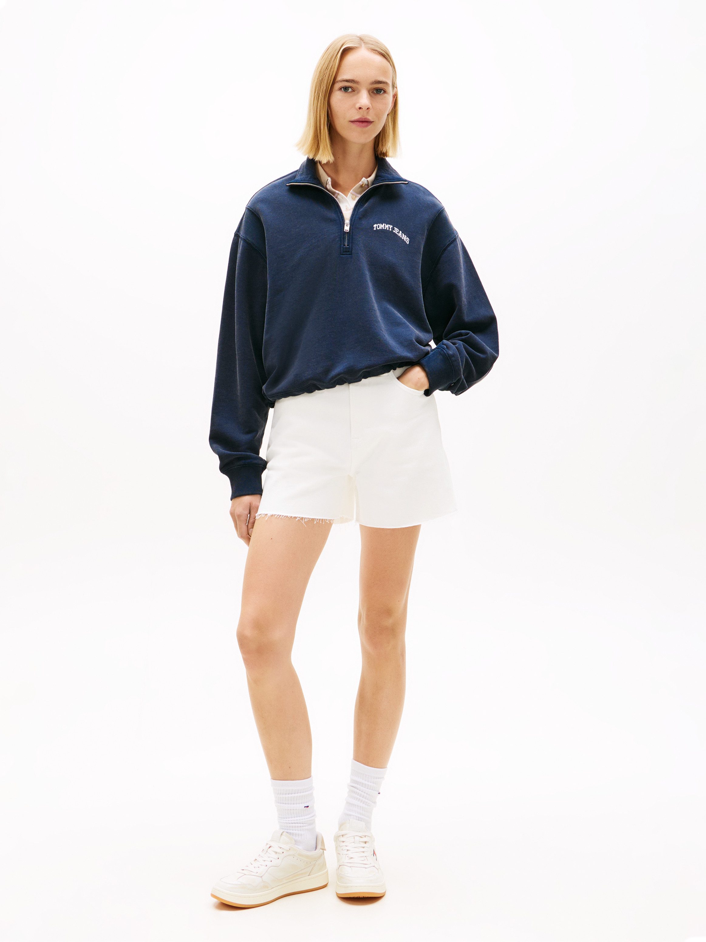 Tommy Jeans Jeansshorts MOM SHORT BJ4199 High Waist im 90s Look