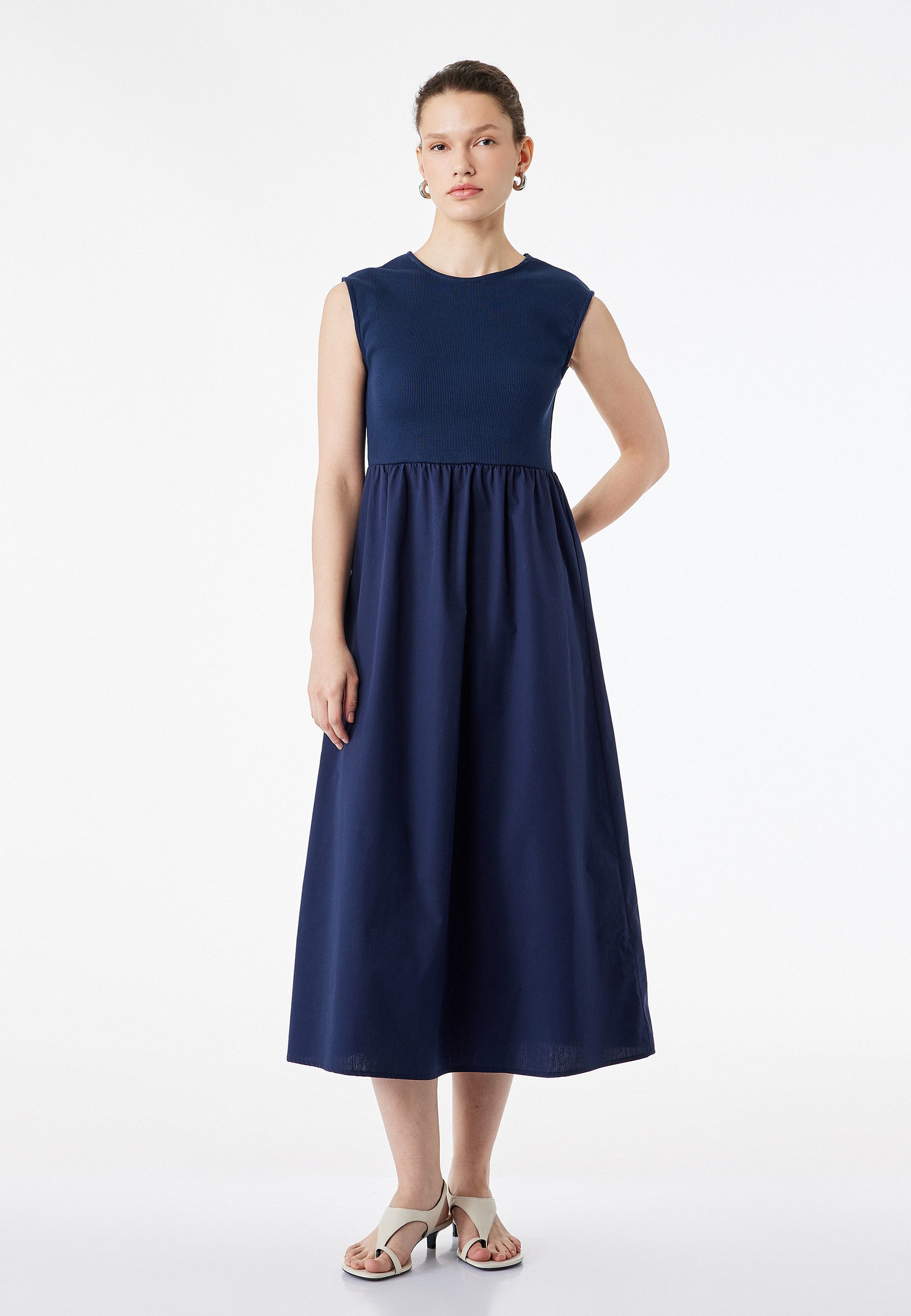 Koton Maxikleid Koton Baumwoll-Maxi-Dress Ohne Ärmel