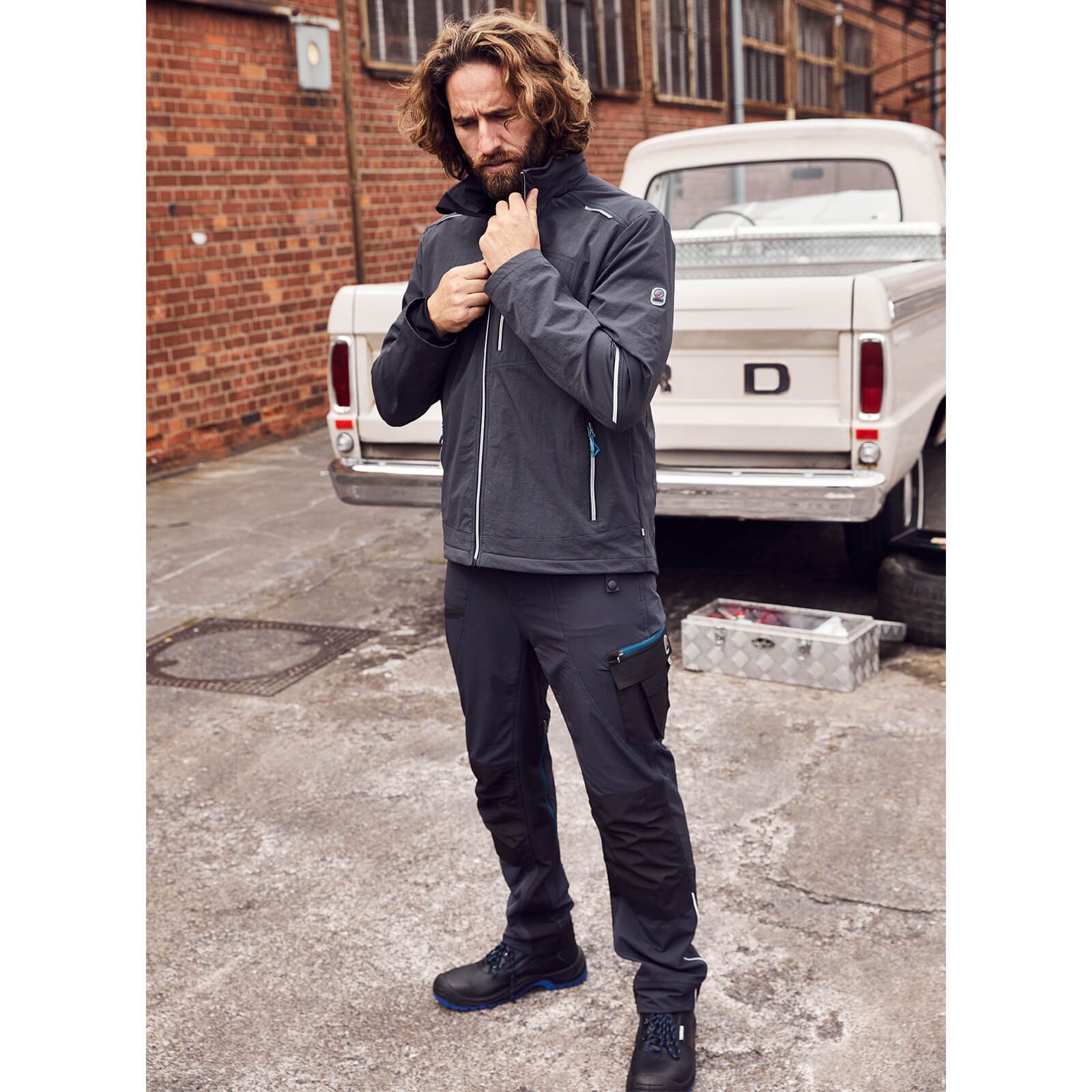 Terrax Workwear Arbeitsjacke 62075 Herren Berufsjacke leicht mit einrollbarer Kapuze und Reflekt-Details