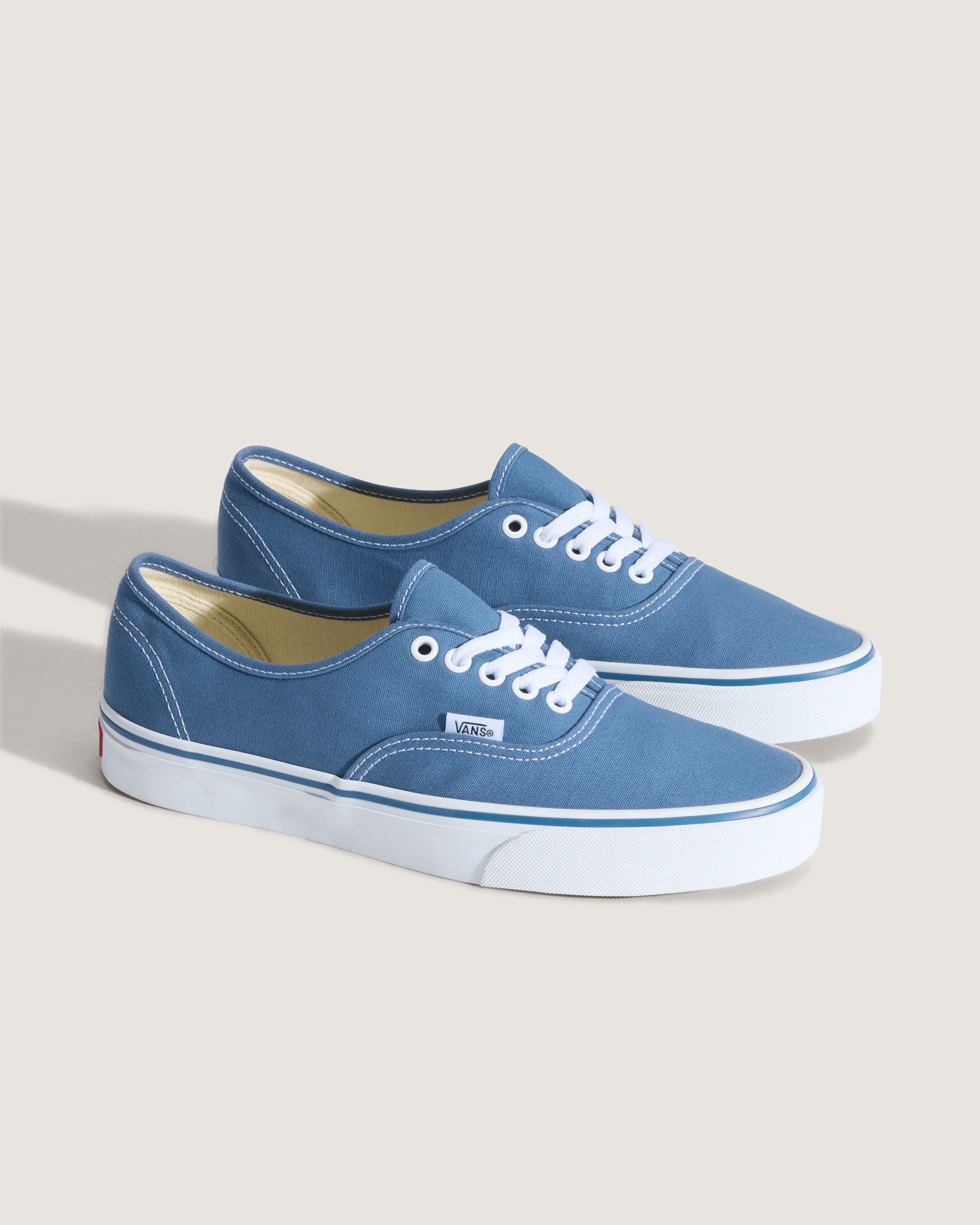 Vans UA Authentic Sneaker aus textilem Canvas-Material
