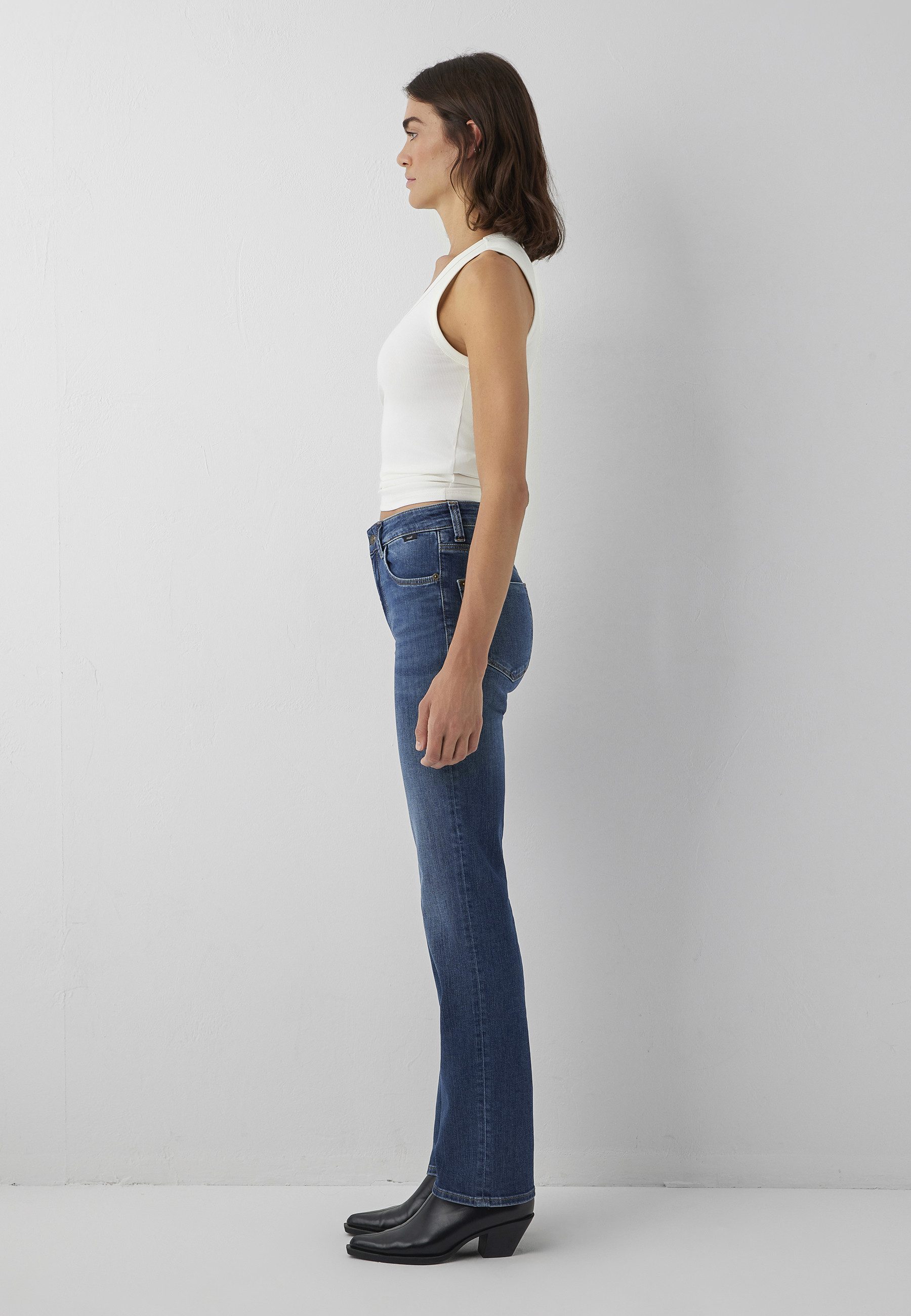 Mavi Straight-Jeans KENDRA gerde Form