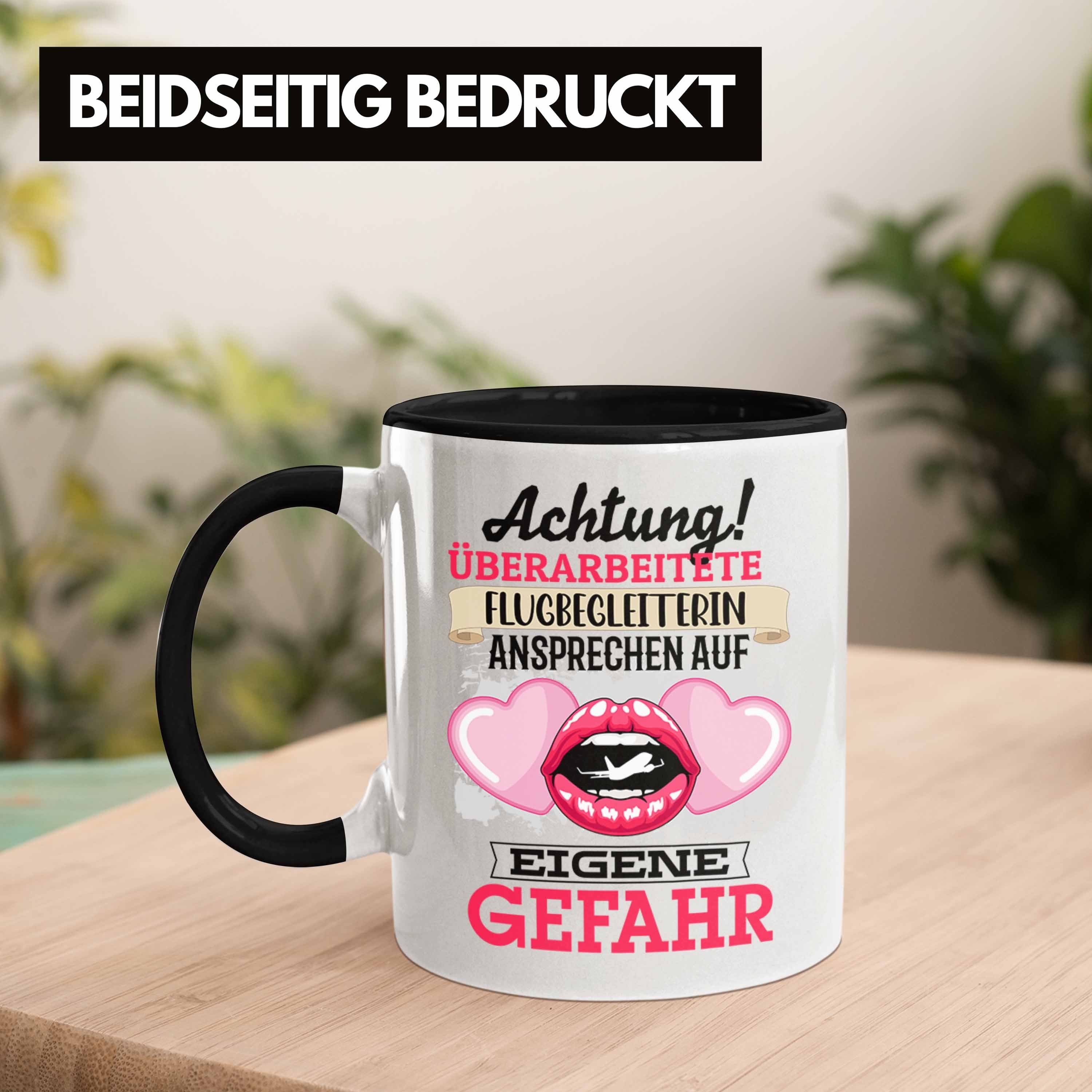 Schwarz Geschenkidee Flugebegleiterin Geschenk Spruch Tasse Lustiger Kaffeebec Trendation Tasse