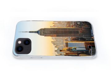 MuchoWow Handyhülle Skyline von New York bei Sonnenuntergang mit dem Empire State Building, Handyhülle Apple iPhone 13, Smartphone-Bumper, Print, Handy