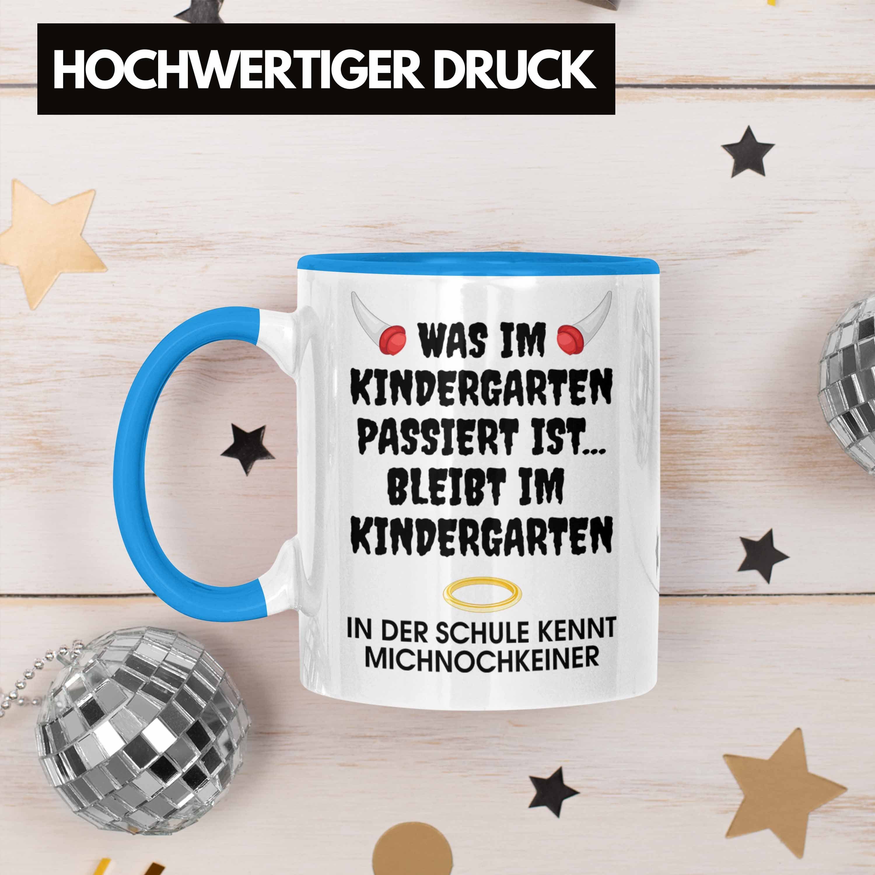 Trendation Tasse Trendation - Schulkind Geschenk Blau Mädchen 2022 Geschenkidee Schulstart Lustig Junge Einschulung Schultag Schulanfang Schultüte 1 Schuleinführung Tasse