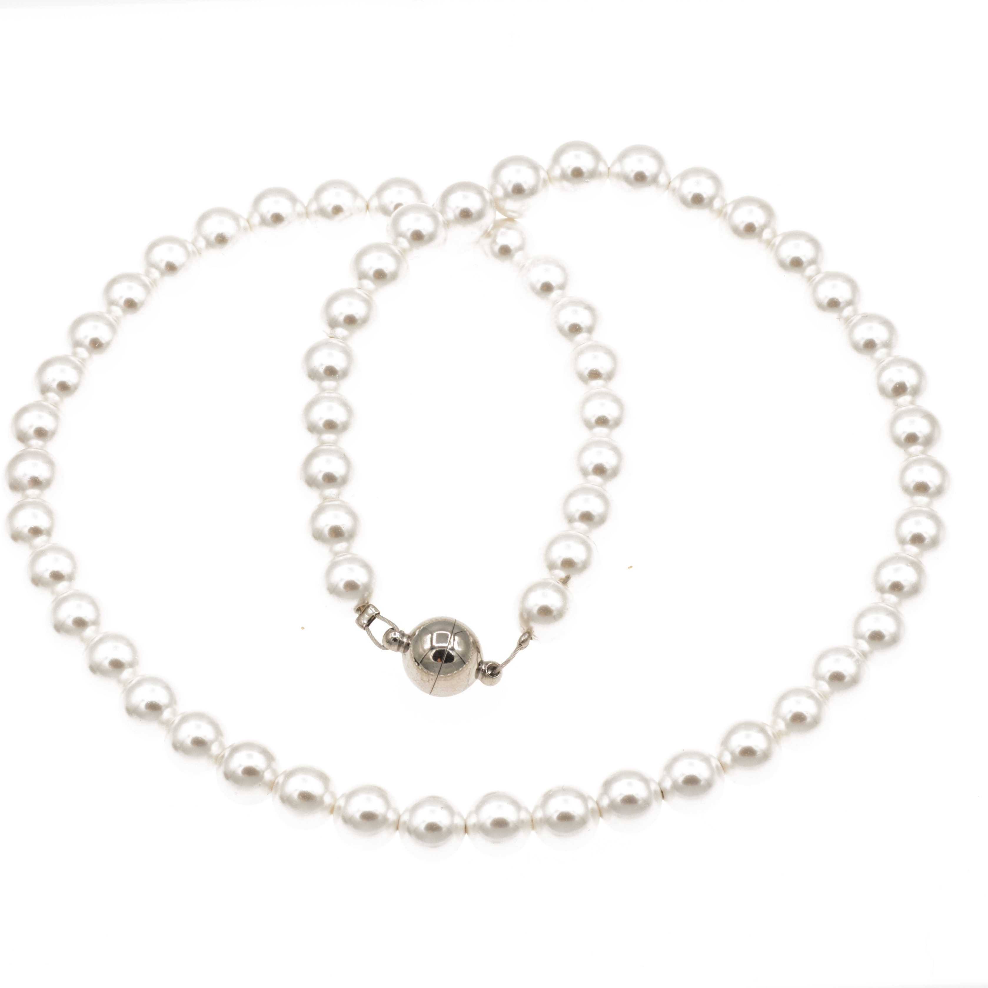 Bella Carina Perlenkette Muschelkern Perlenkette mit 8 mm Perlen Magnetverschluss, mit Muschelkernperlen