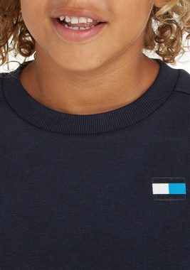 Tommy Hilfiger Sweatshirt FUN LOGO SWEATSHIRT mit Print auf den Ärmeln