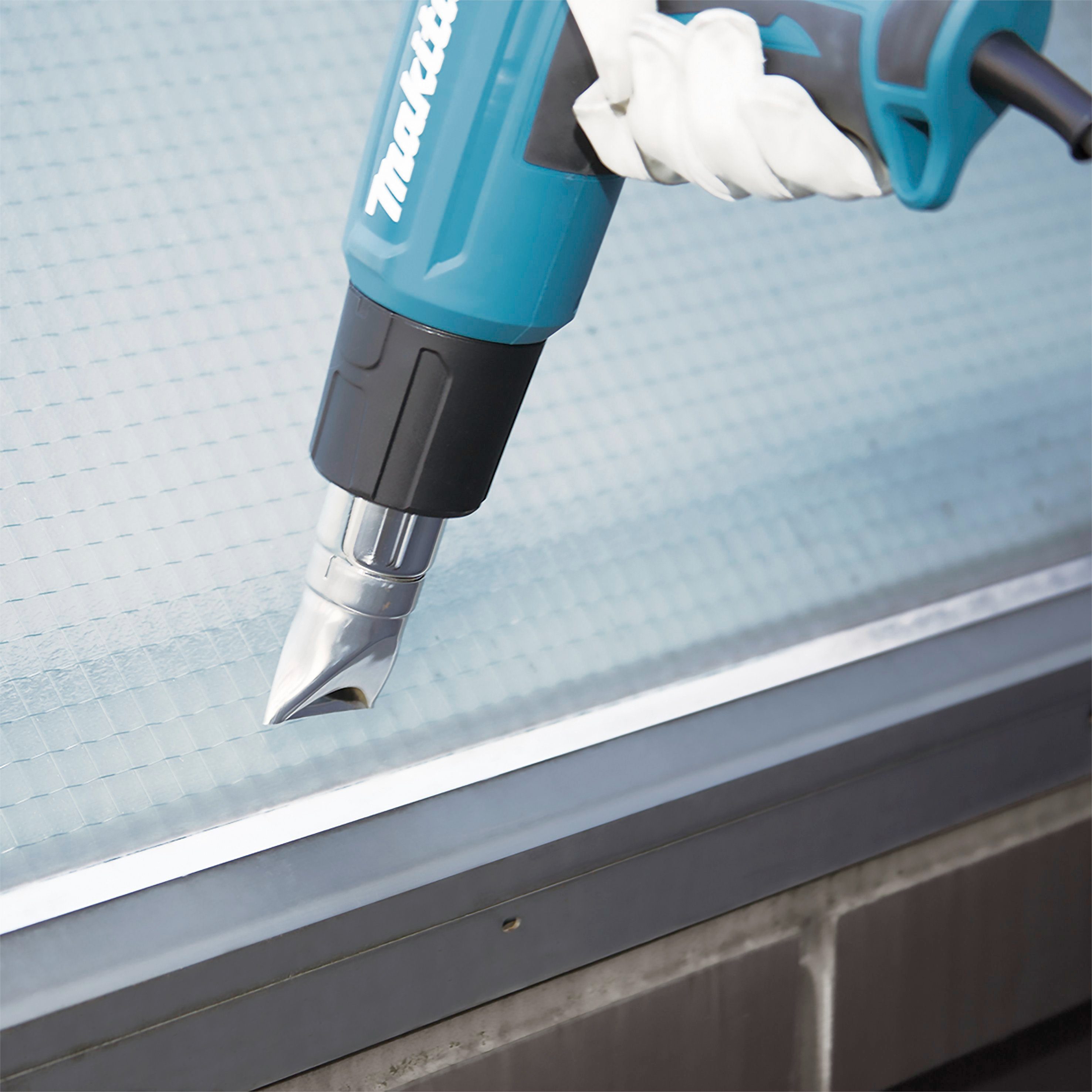 Makita Heißluftgebläse HG6031VK, 1800 in W, bis max. 600 °C, 1800W mit Koffer