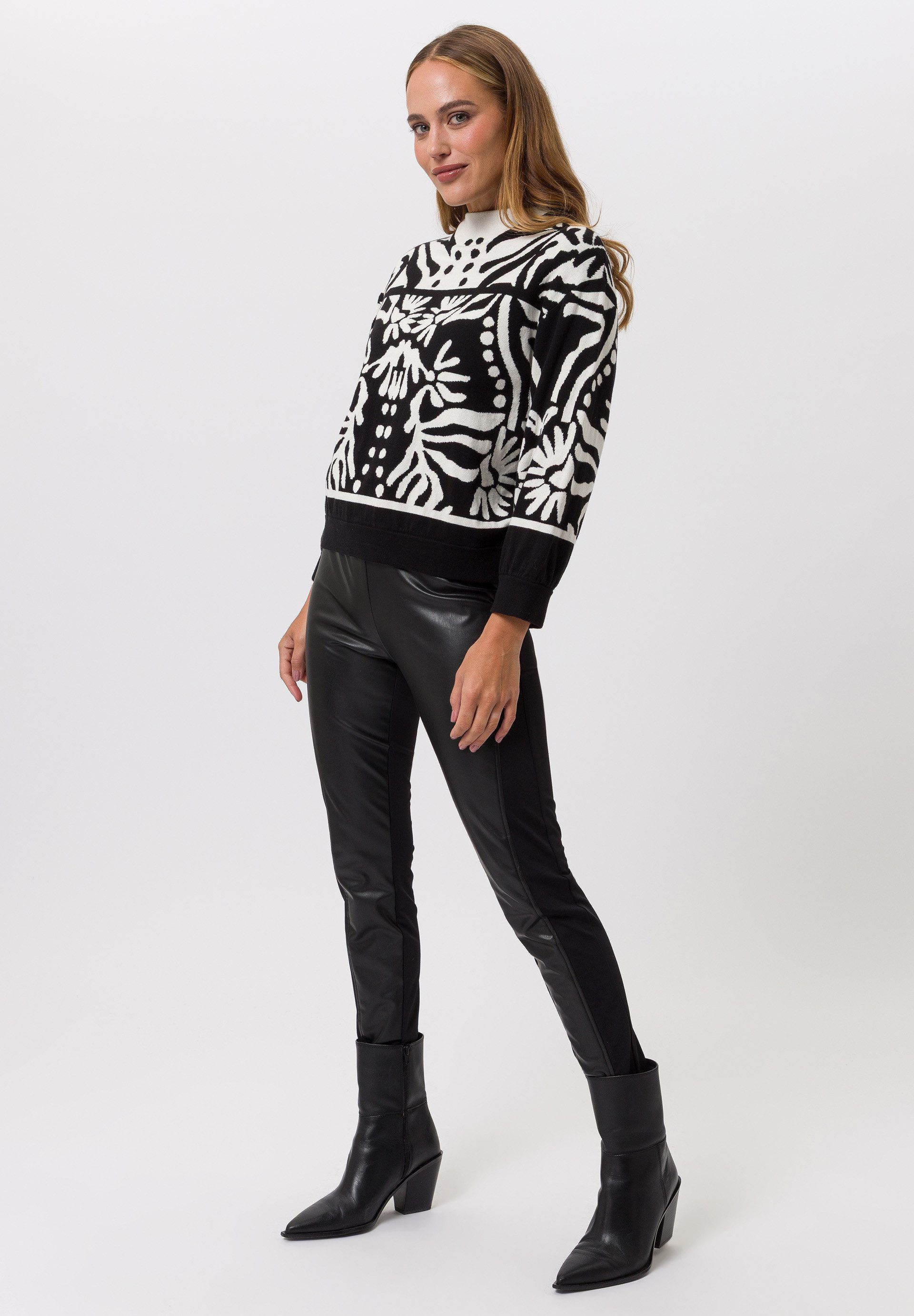 TUZZI Strickpullover in kontraststarkem Design