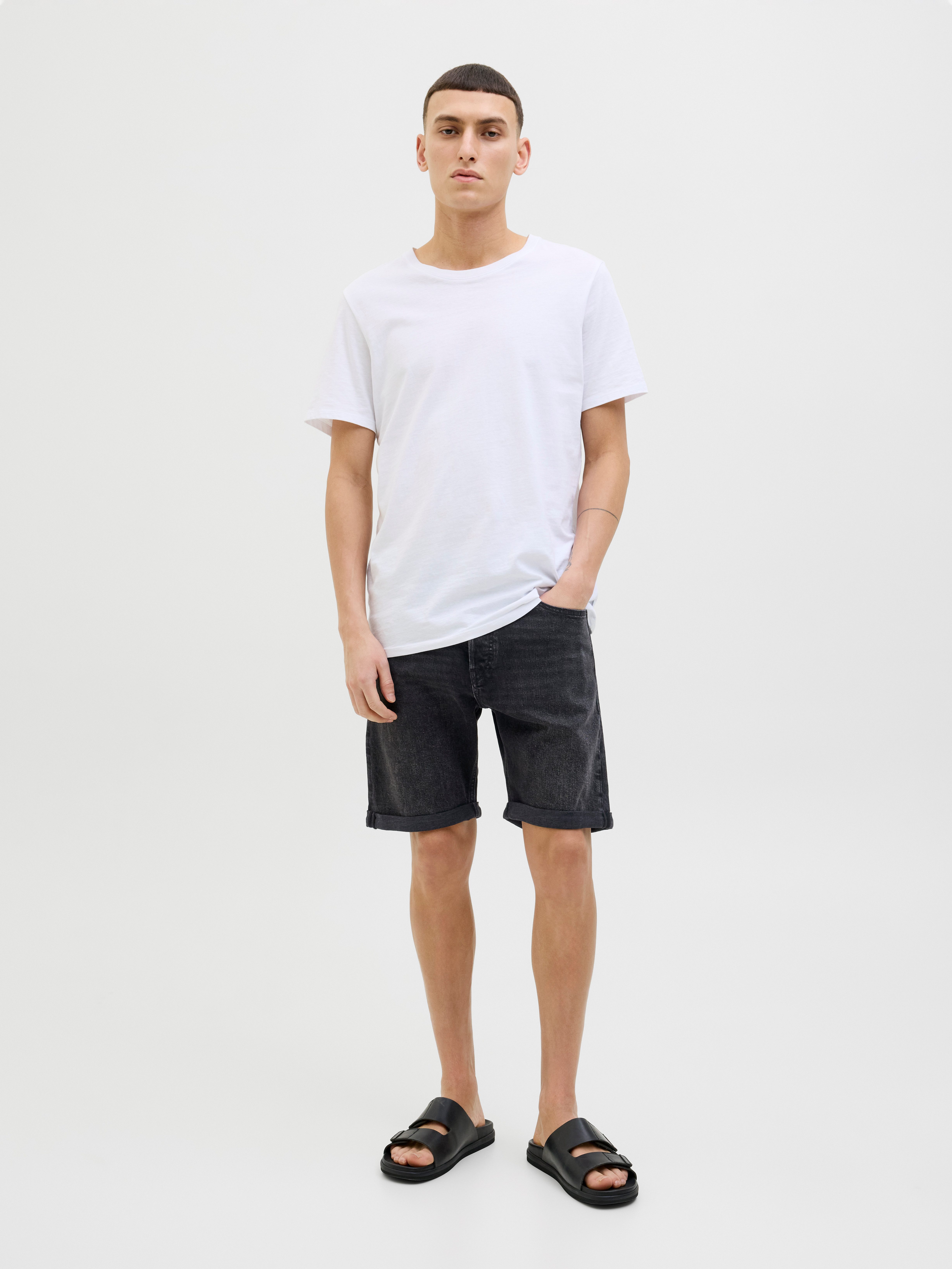 Jack & Jones Shorts JJIORIGINAL mit stylischem Aufschlag und Knopfleiste Baumwollmischung, regular fit