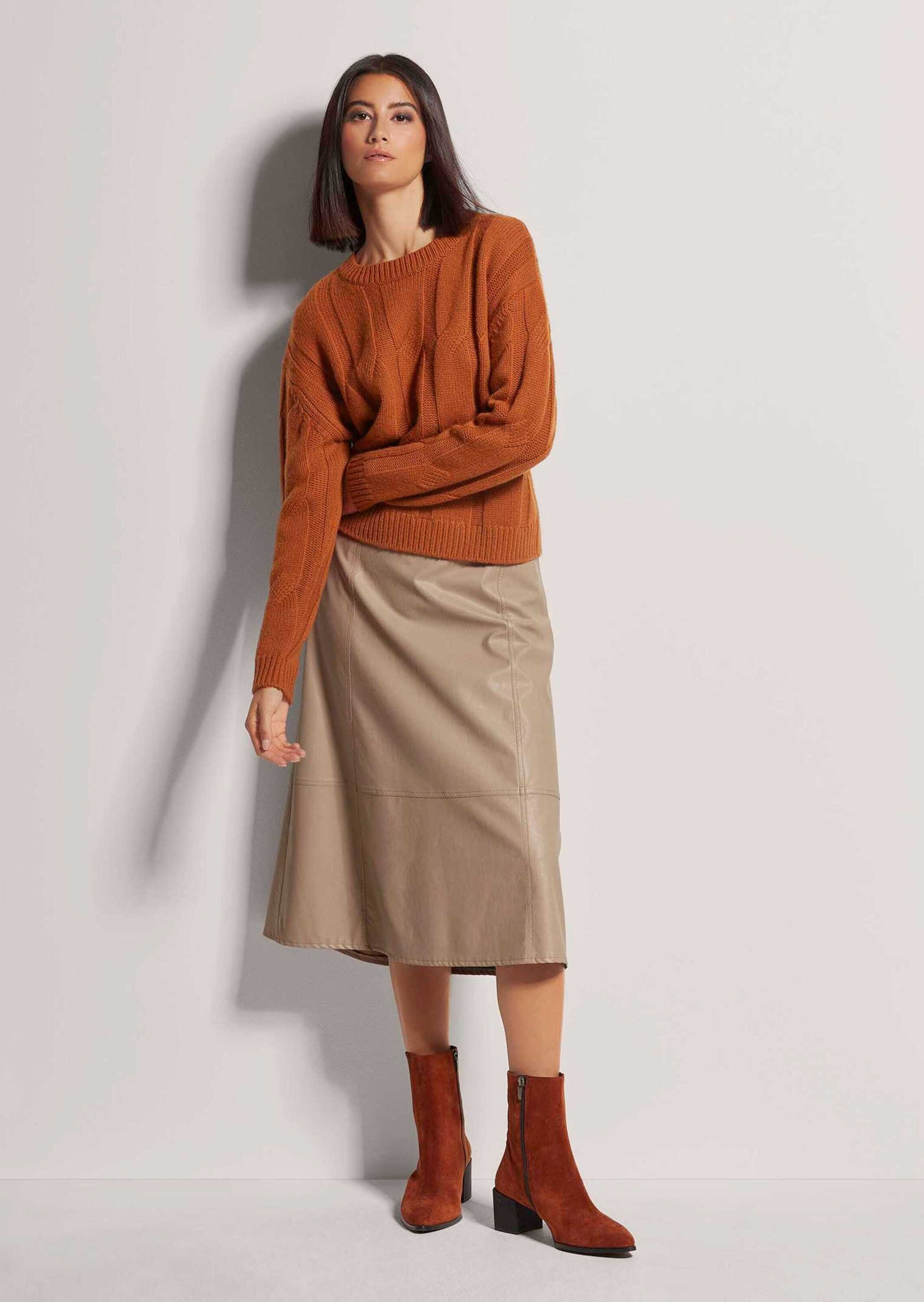 MADELEINE Strickpullover Kurzer Rollkragen-Pullover mit Zopfmuster günstig online kaufen