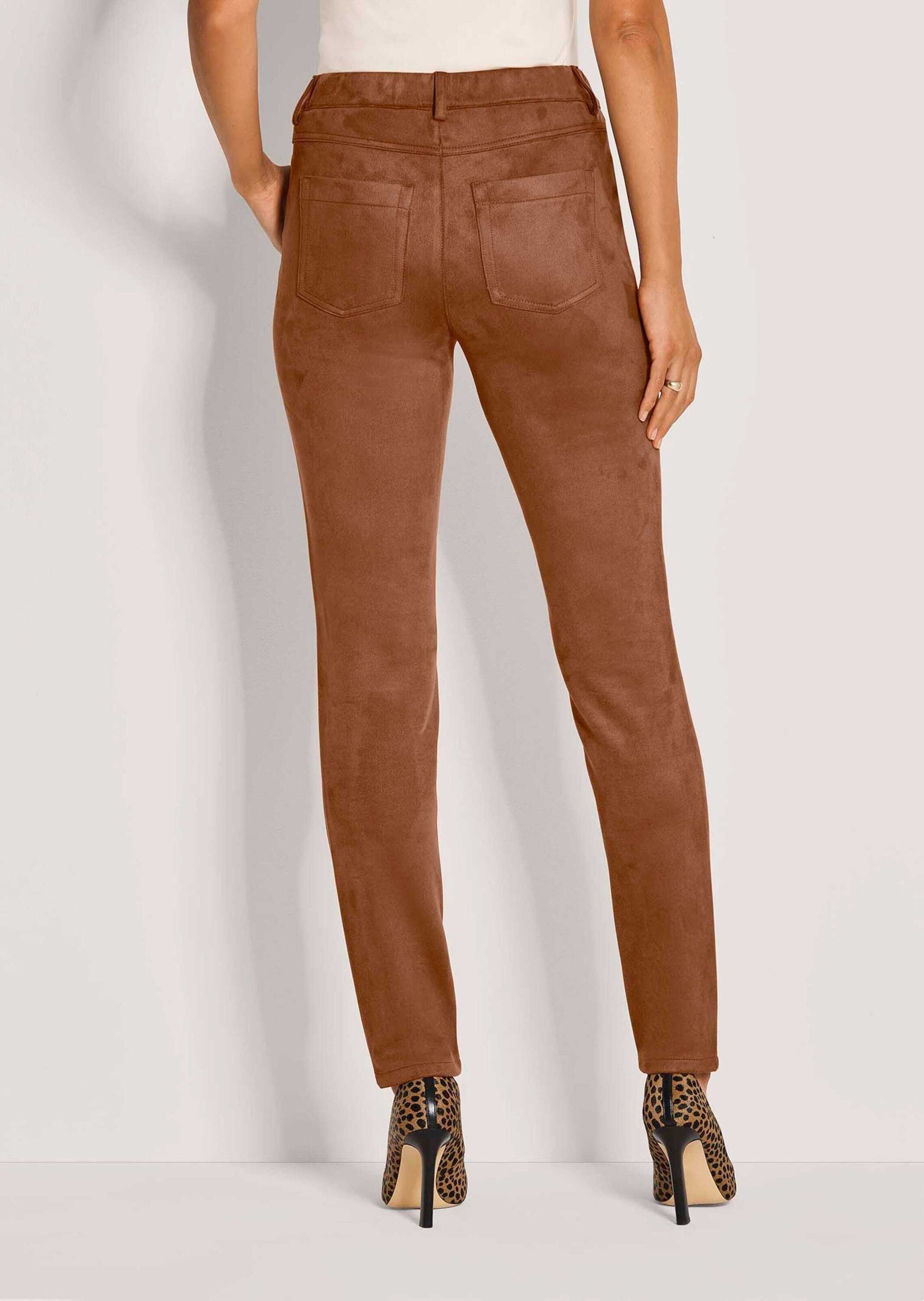 MADELEINE Stoffhose Slim Fit Hose in Veloursleder-Optik 7/8-Hose im schlanken Schnitt mit elastischem Bund