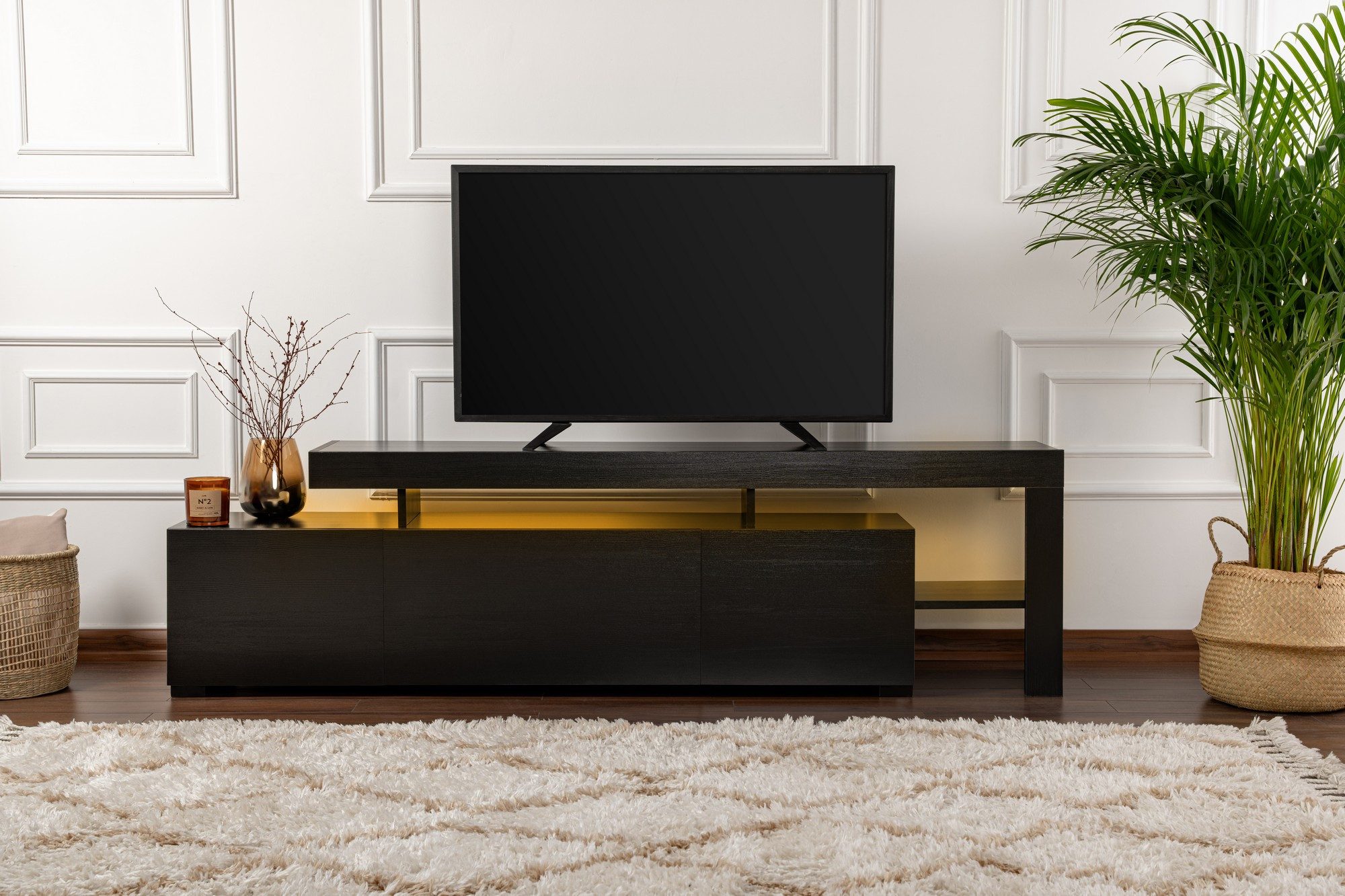 Skye Decor TV-Board, LED-Beleuchtung, PVC-Kanten für zusätzliche Eleganz