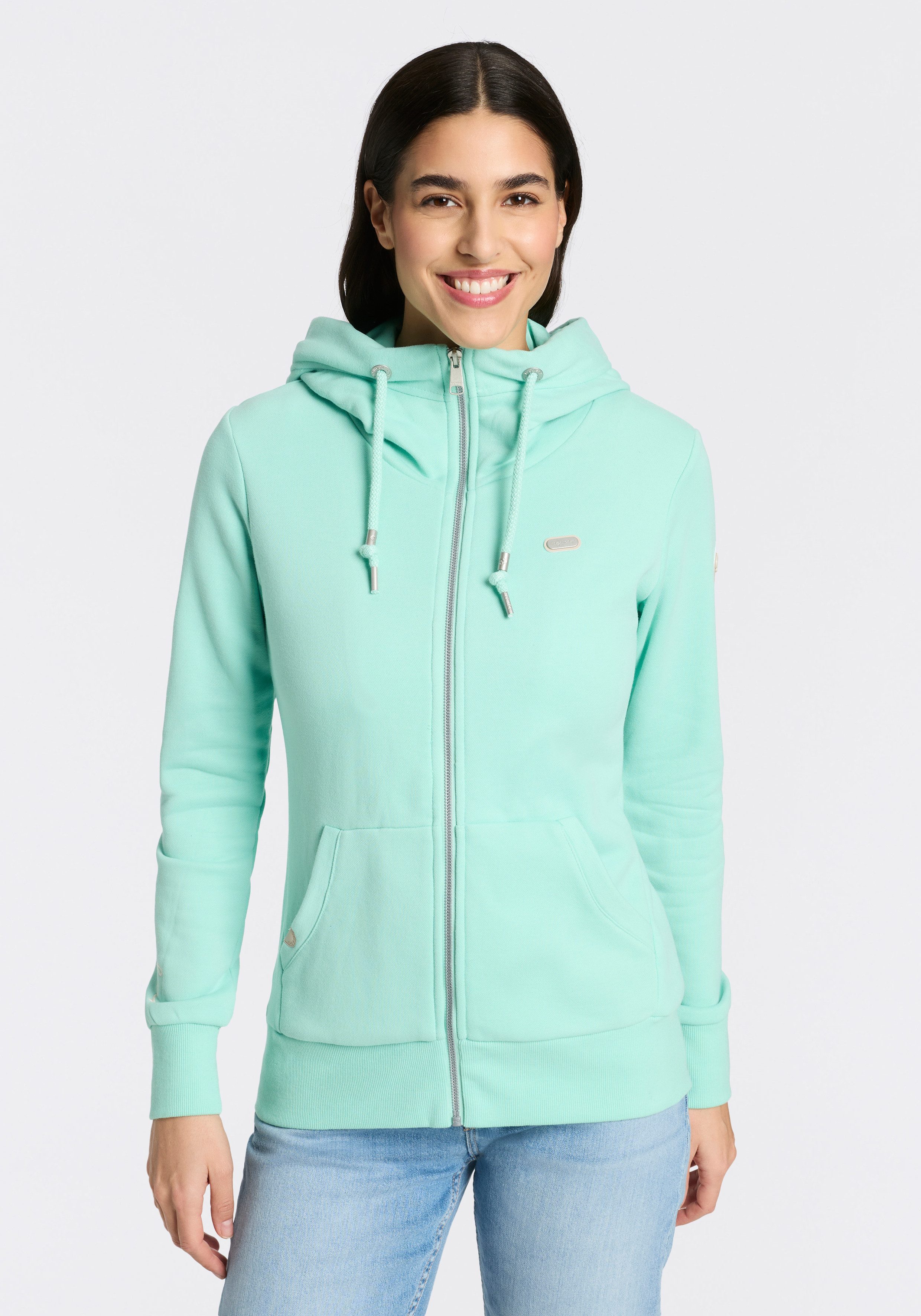 Ragwear Kapuzensweatjacke NESKIA ZIP A O mit Kordelzug und Logo am Ärmel