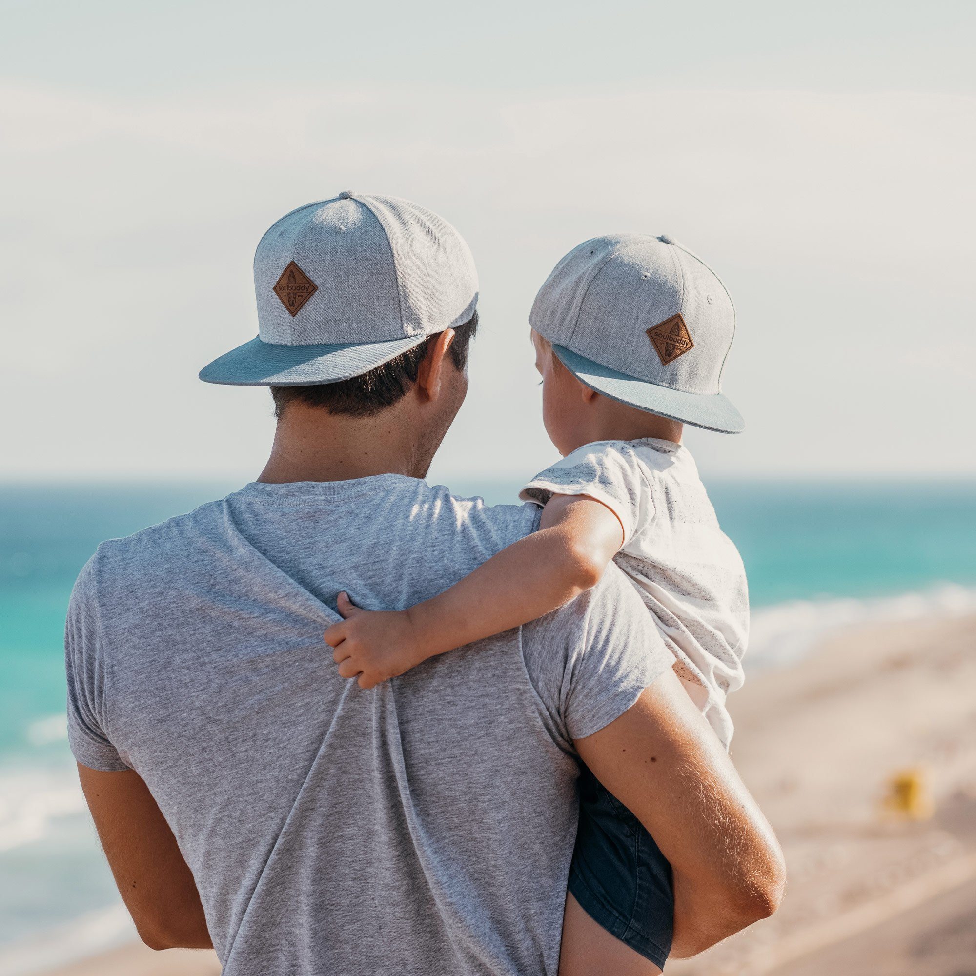 Soulbuddy Baseball Cap 2er-Set Partnerlook-Set, Geschenk für Eltern, Geschenk Papa Mama (Set = 1x Eltern Cap + 1x Kinder Cap, Identisches Partnerlook-Set)