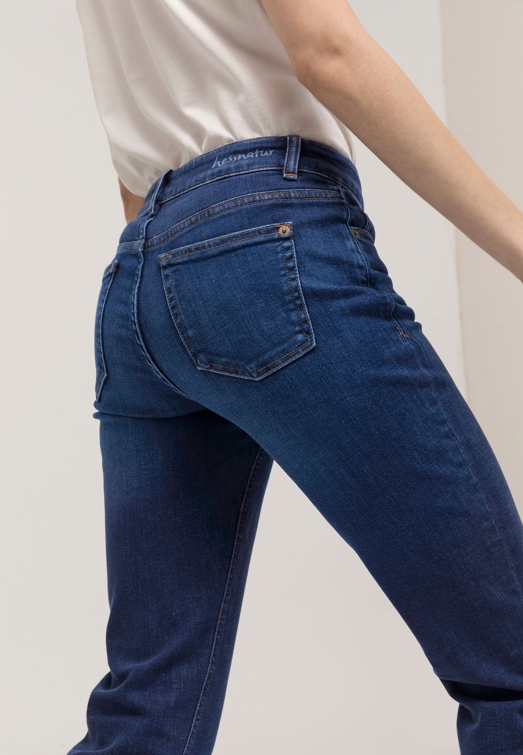 Fit Bio-Denim (1-tlg) 5-Pocket-Jeans aus Slim Hessnatur Lea