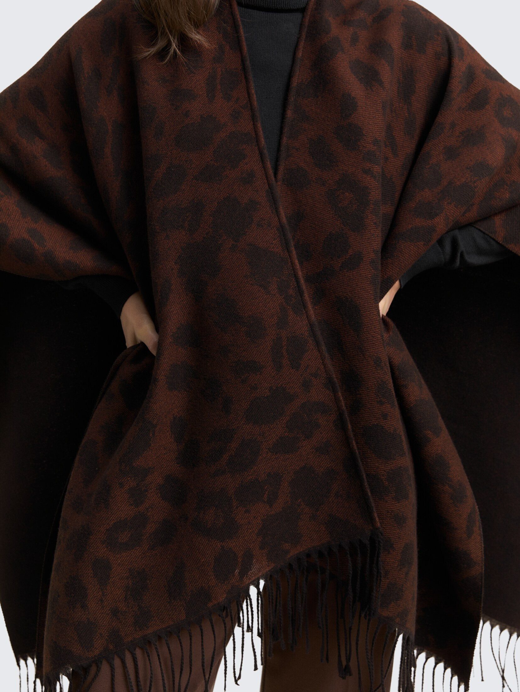 TOM TAILOR Strickponcho Accessoire Cape mit Leo-Print