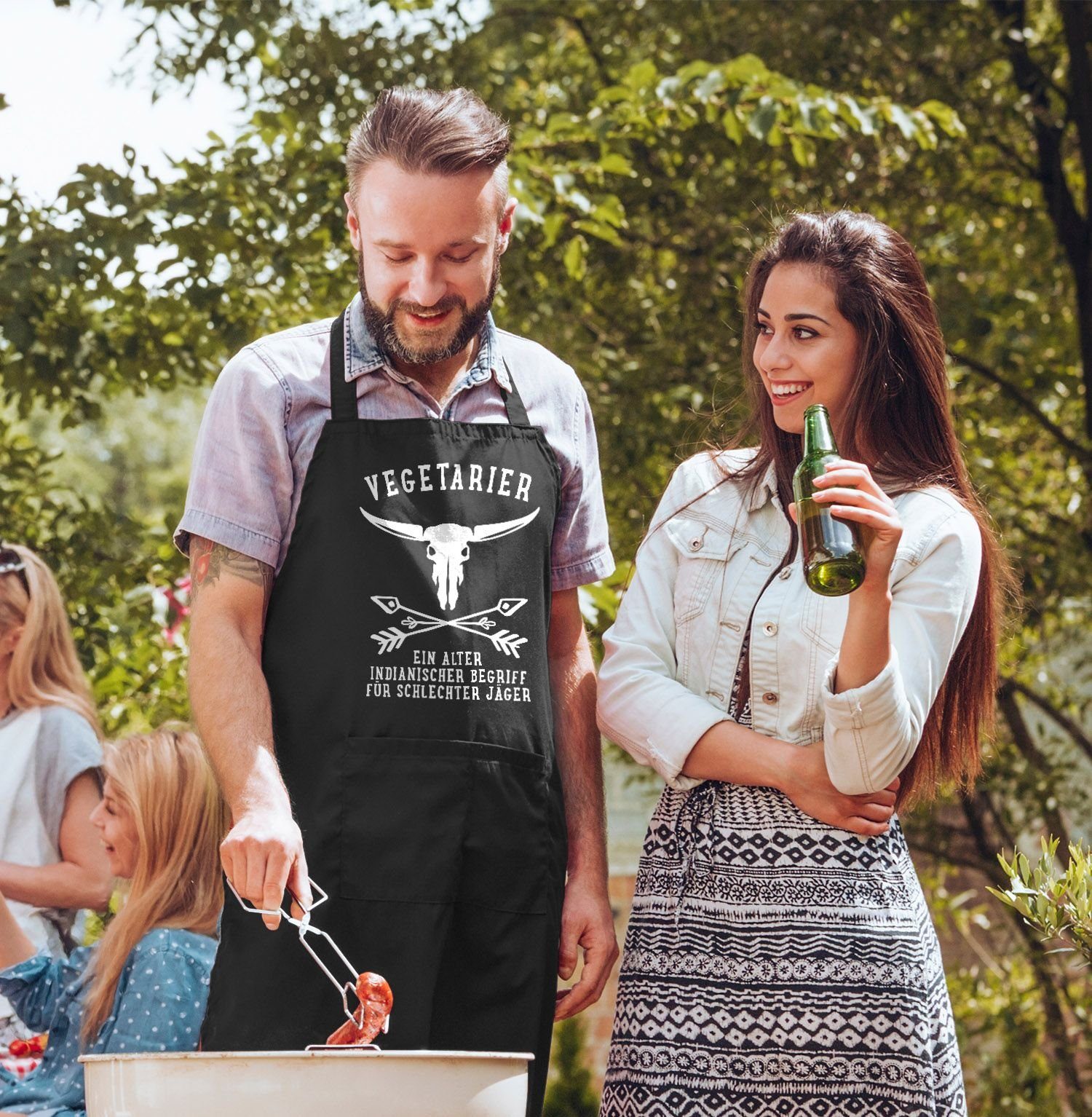 MoonWorks Grillschürze Grill-Schürze mit Spruch Vegetarier - Ein alter Indianischer Begriff für schlechter Jäger Baumwoll-Schürze Küchen-Schürze Moonworks®, mit kreativem Aufdruck