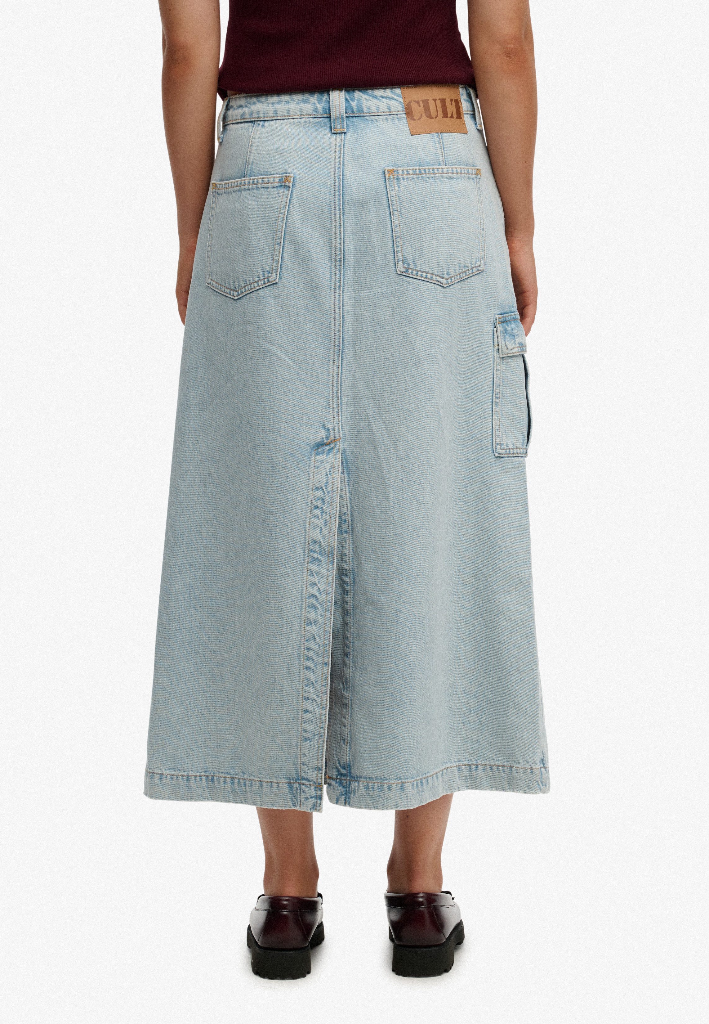 Superdry Jeansrock DENIM CARGO MAXI SKIRT mit 1-Knopf-Form, Regular Fit, kniebedeckende Länge, aus Baumwolle – Bild 3 von 5
