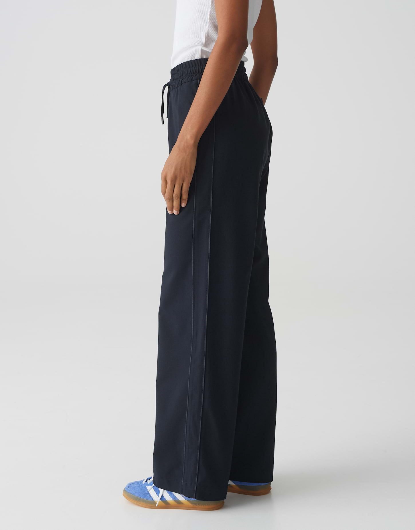 OPUS Stoffhose Jogpants MAROU DYNAMIC Wide aus Viskose Mix