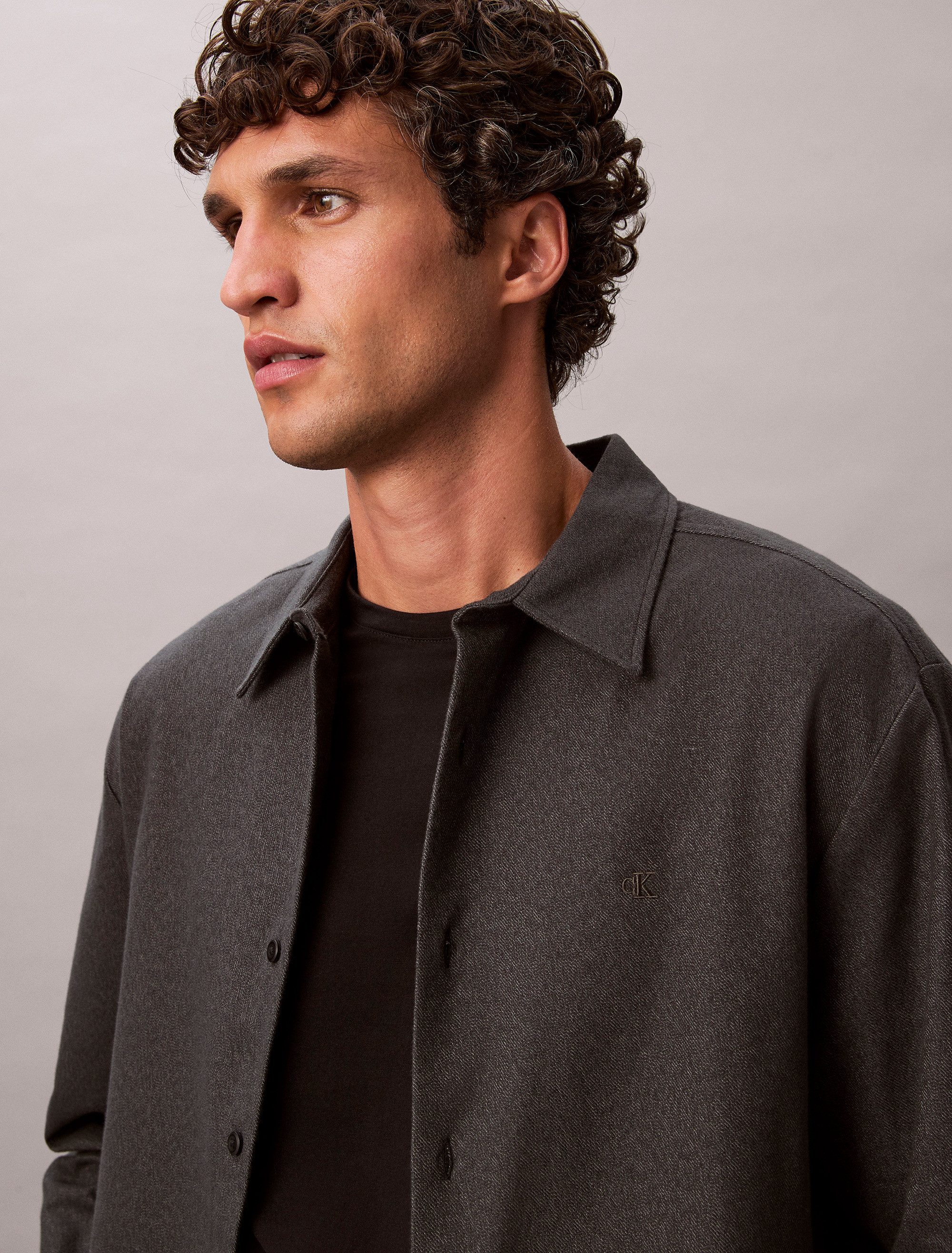 Calvin Klein Jeans Flanellhemd LS MELANGE FLANNEL EASY SHIRT Mit Rundhalsausschnitt, regular fit – Bild 4 von 5