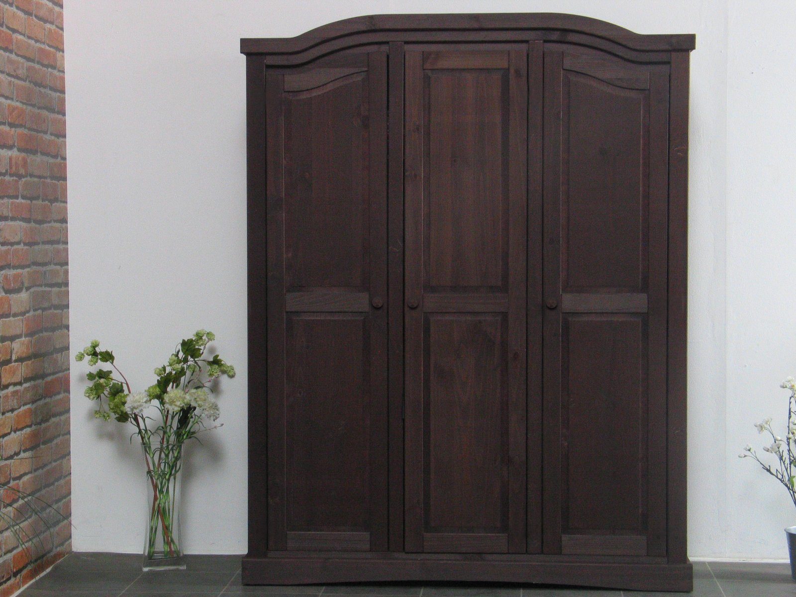 ebuy24 Kleiderschrank RICO - ebuy24